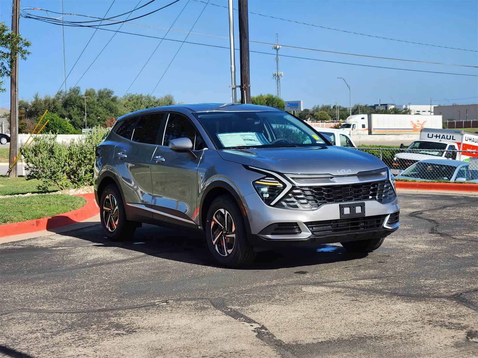 Thumbnail: 2025 Kia Sportage - 3