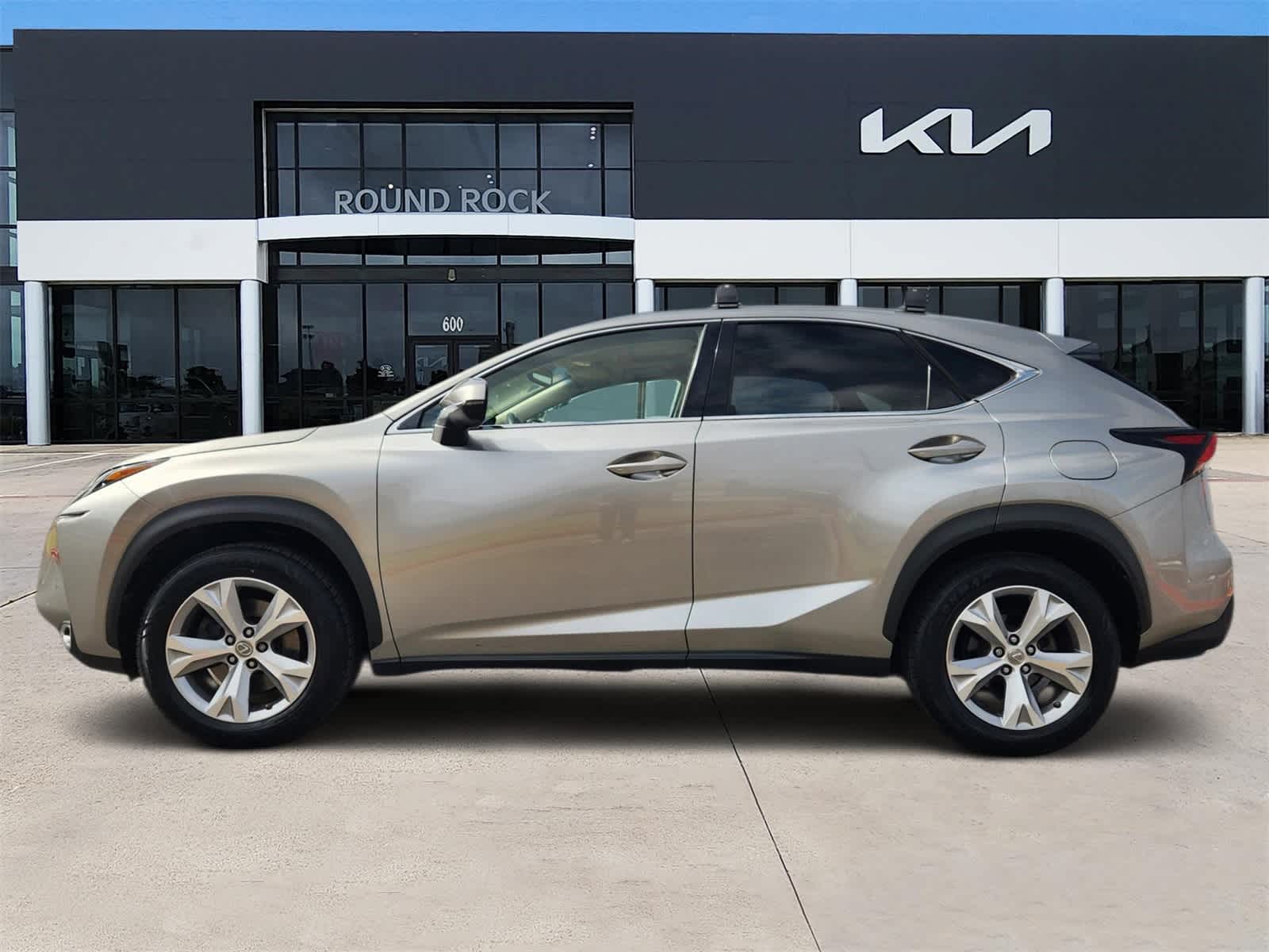 Thumbnail: 2017 Lexus NX - 4