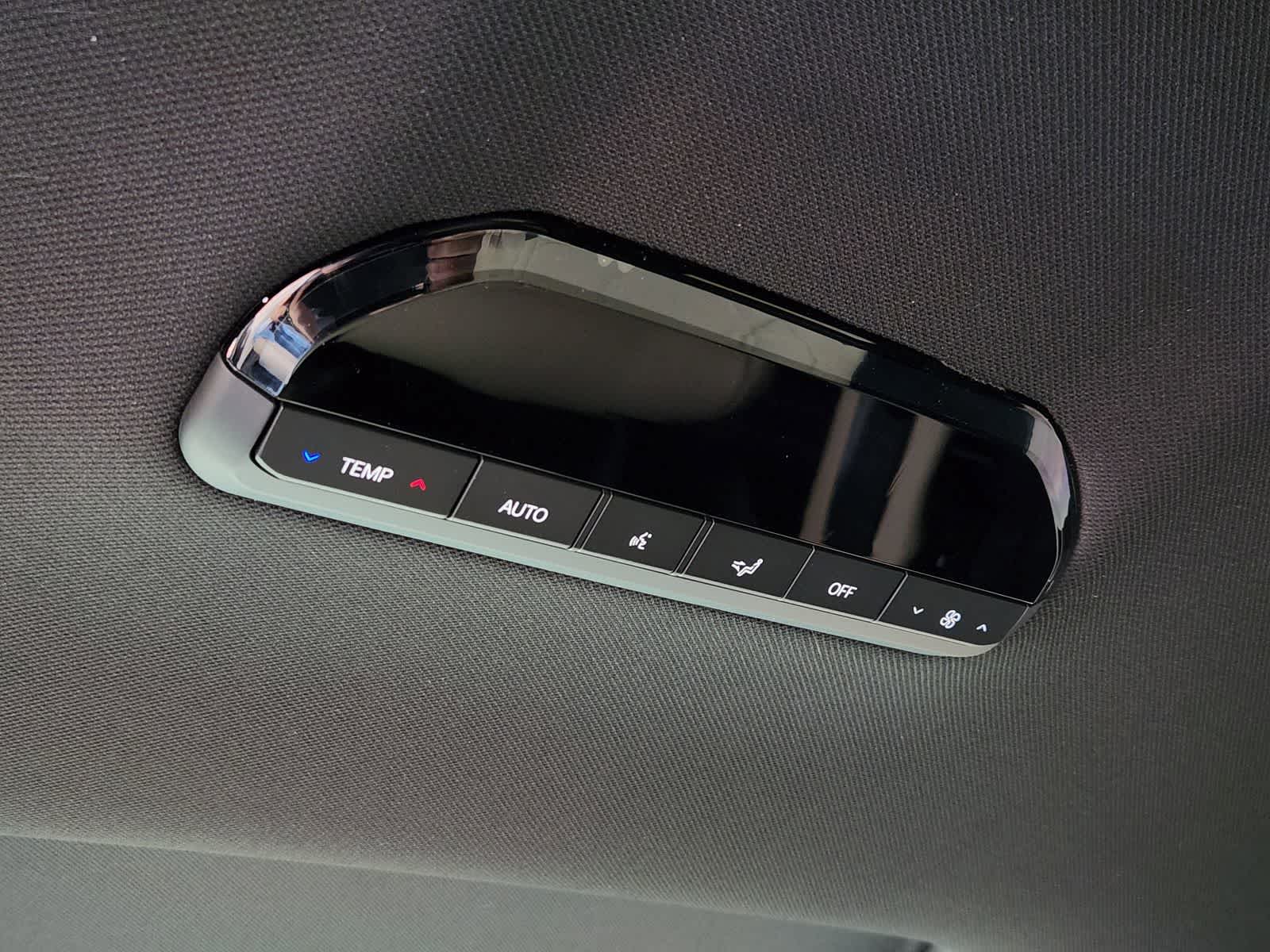 Thumbnail: 2027 Kia Telluride - 25