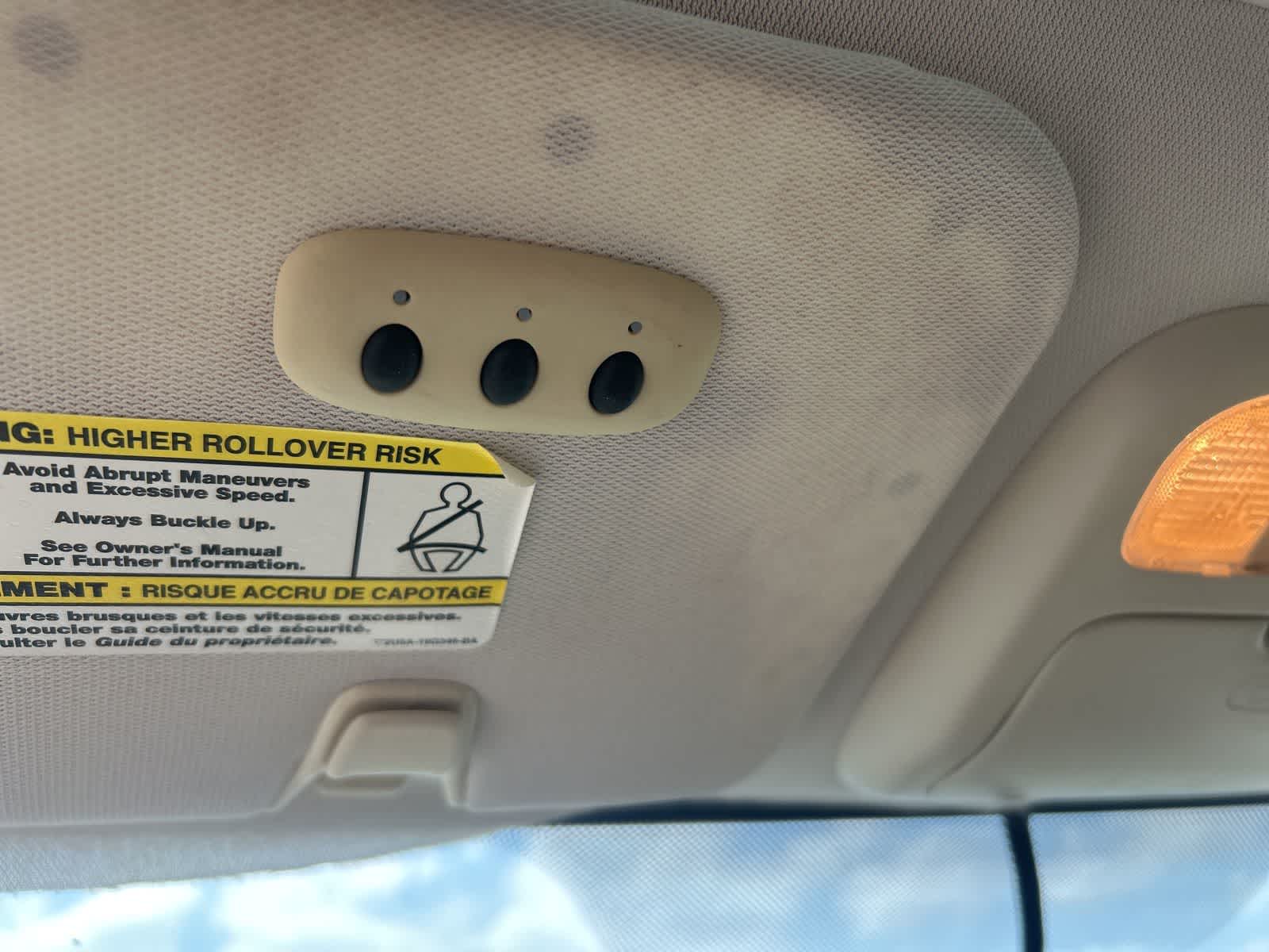 Thumbnail: 2011 Ford Escape - 8