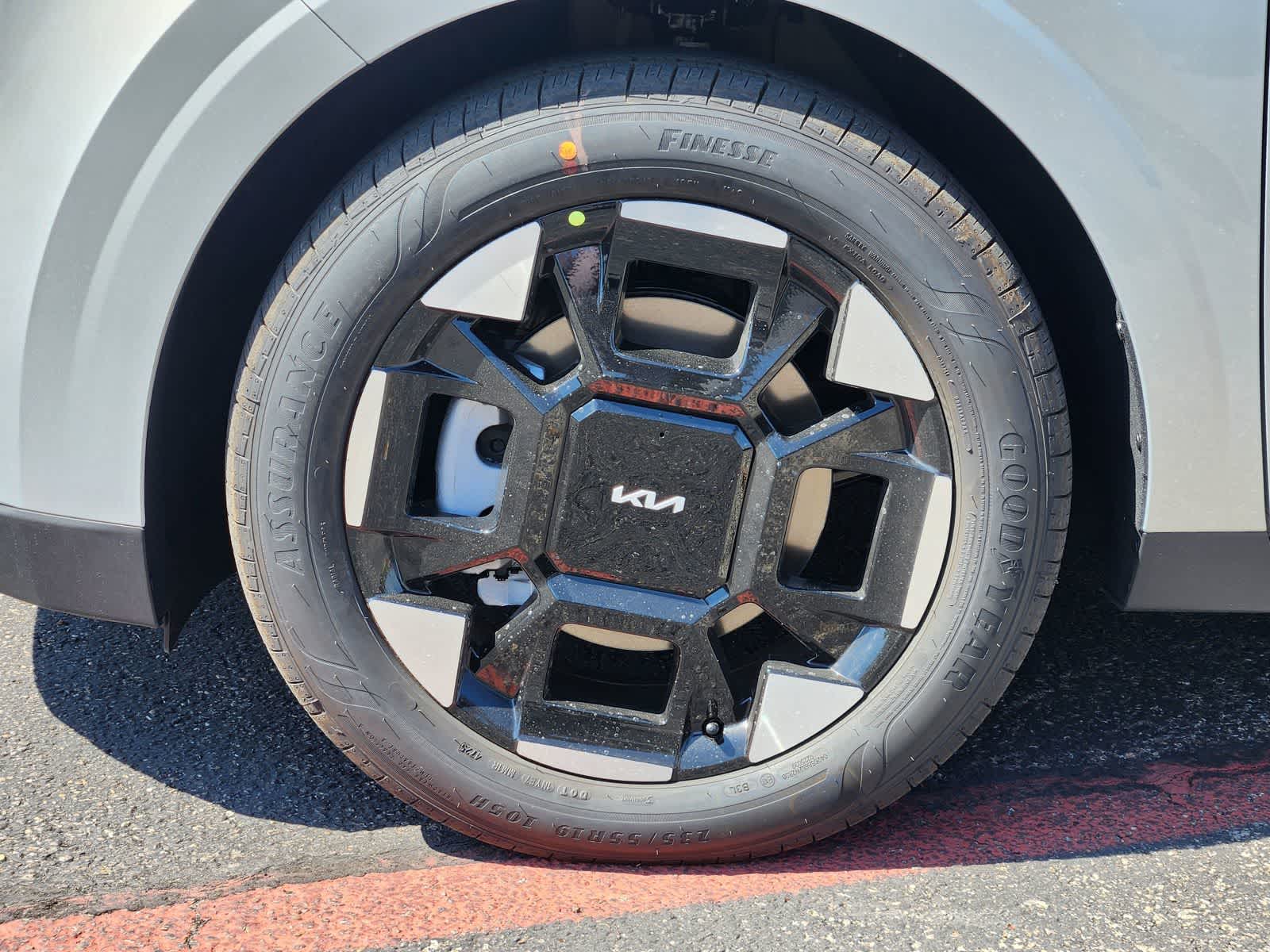 Thumbnail: 2026 Kia Carnival - 8