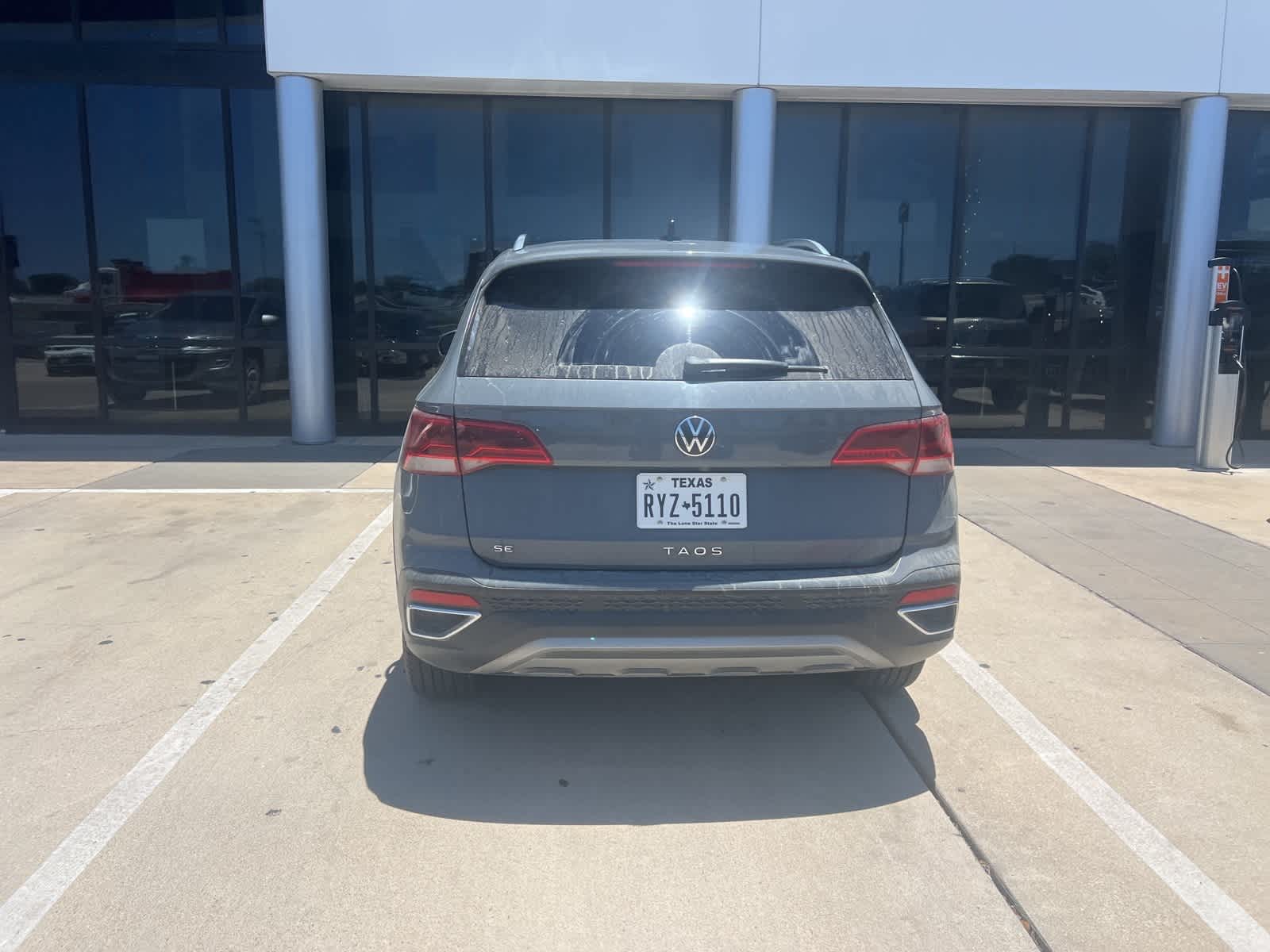 2022 Volkswagen Taos SE 6