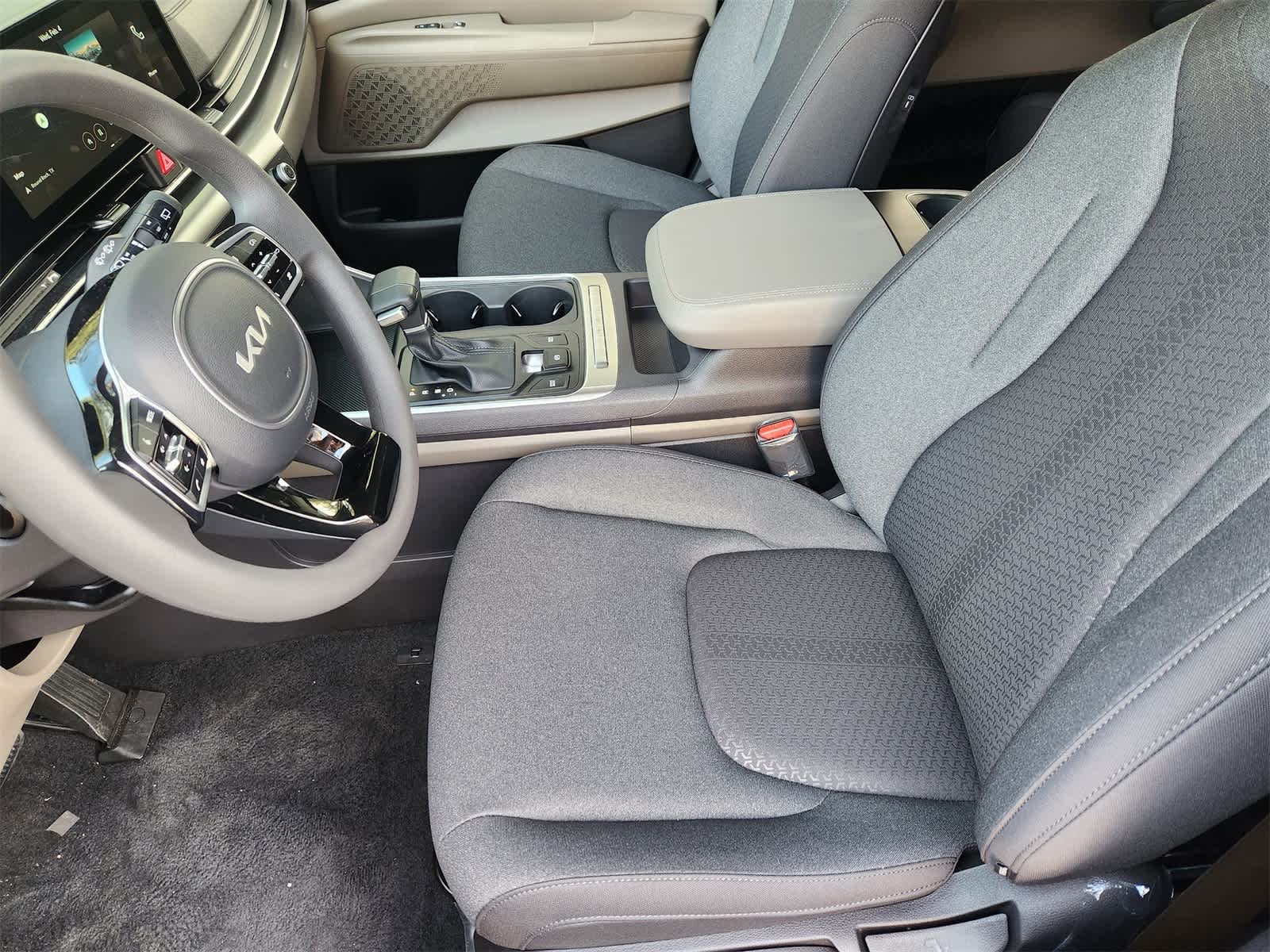 Thumbnail: 2026 Kia Carnival - 11