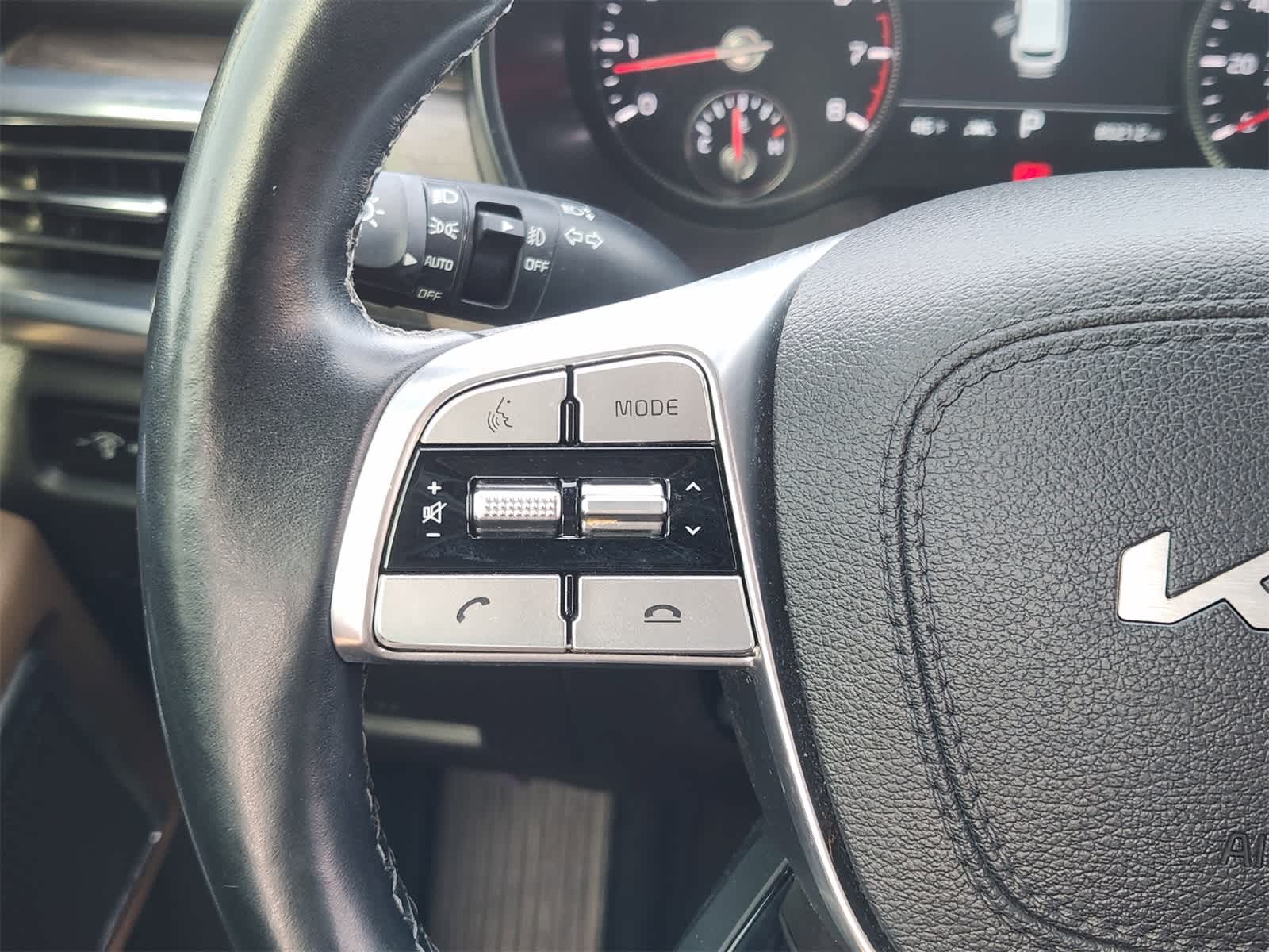 Thumbnail: 2022 Kia Telluride - 28