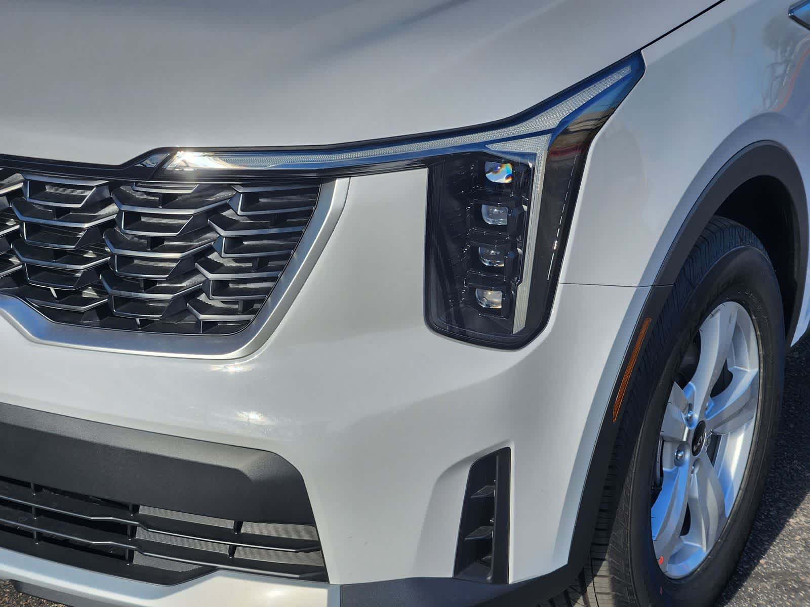 Thumbnail: 2026 Kia Sorento - 7