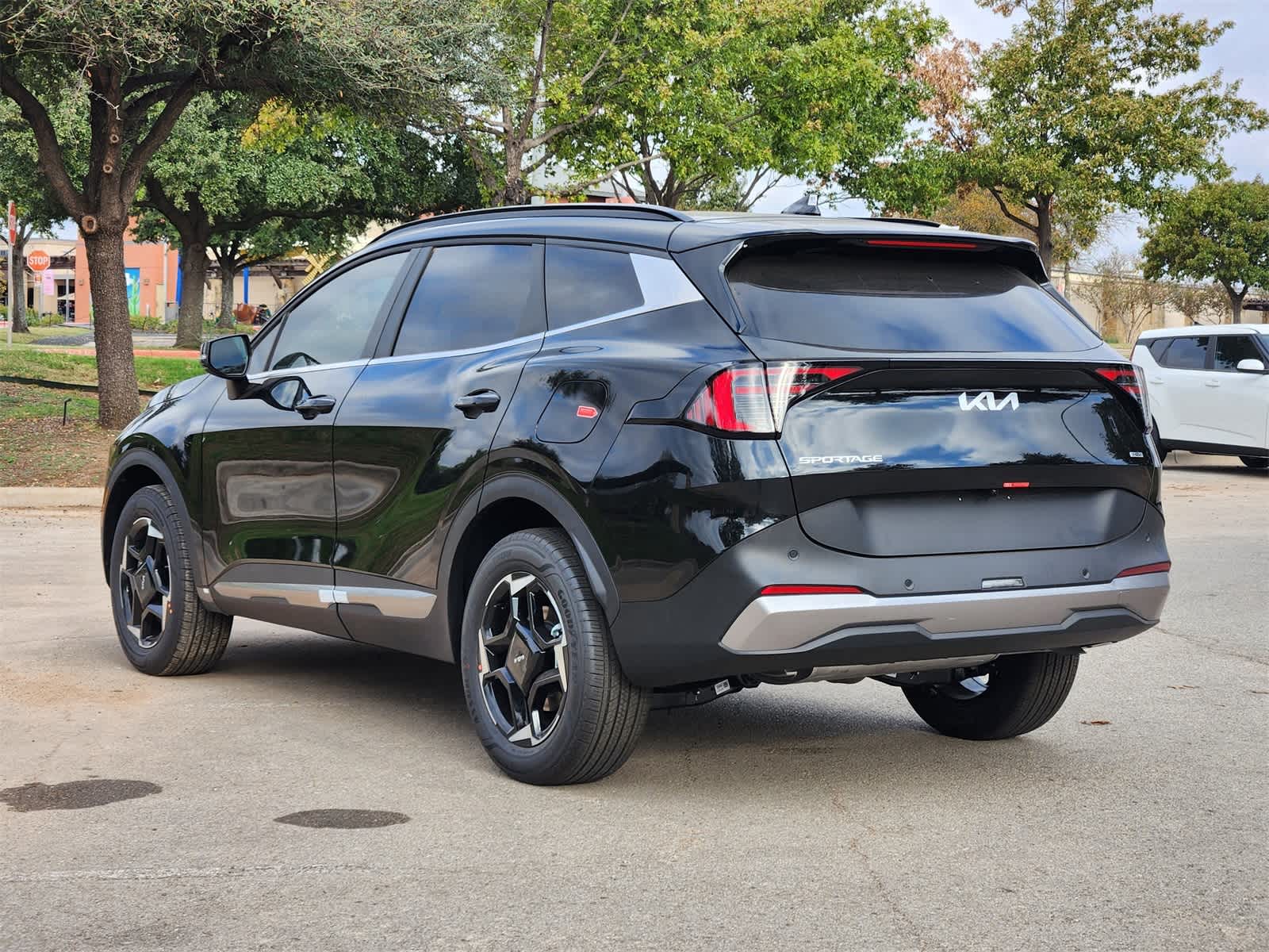 Thumbnail: 2026 Kia Sportage - 6