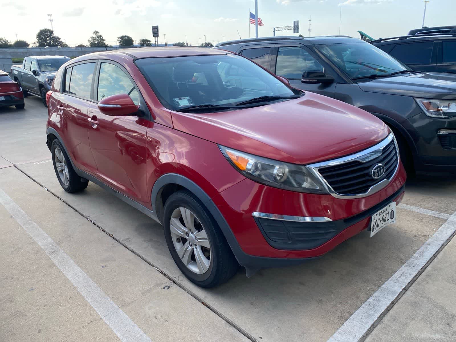 Thumbnail: 2012 Kia Sportage - 2