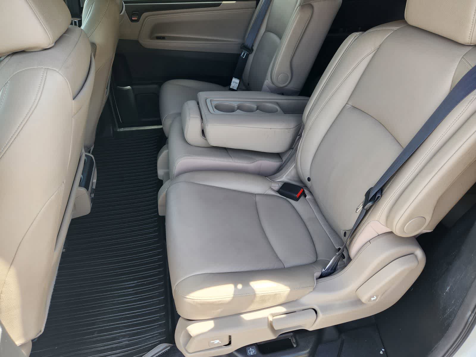 Thumbnail: 2018 Honda Odyssey - 29