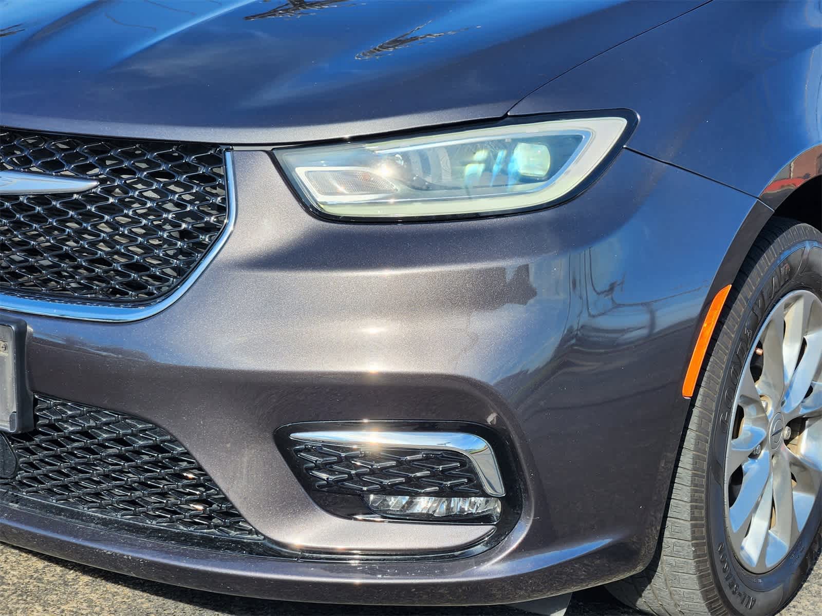 Thumbnail: 2021 Chrysler Pacifica - 7