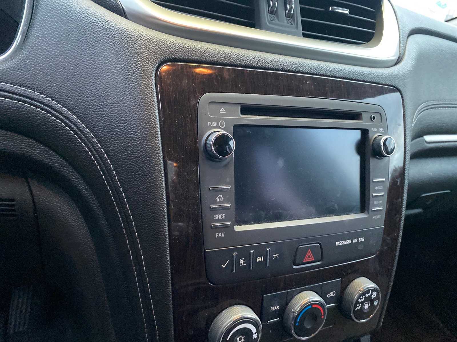 Thumbnail: 2017 Chevrolet Traverse - 9