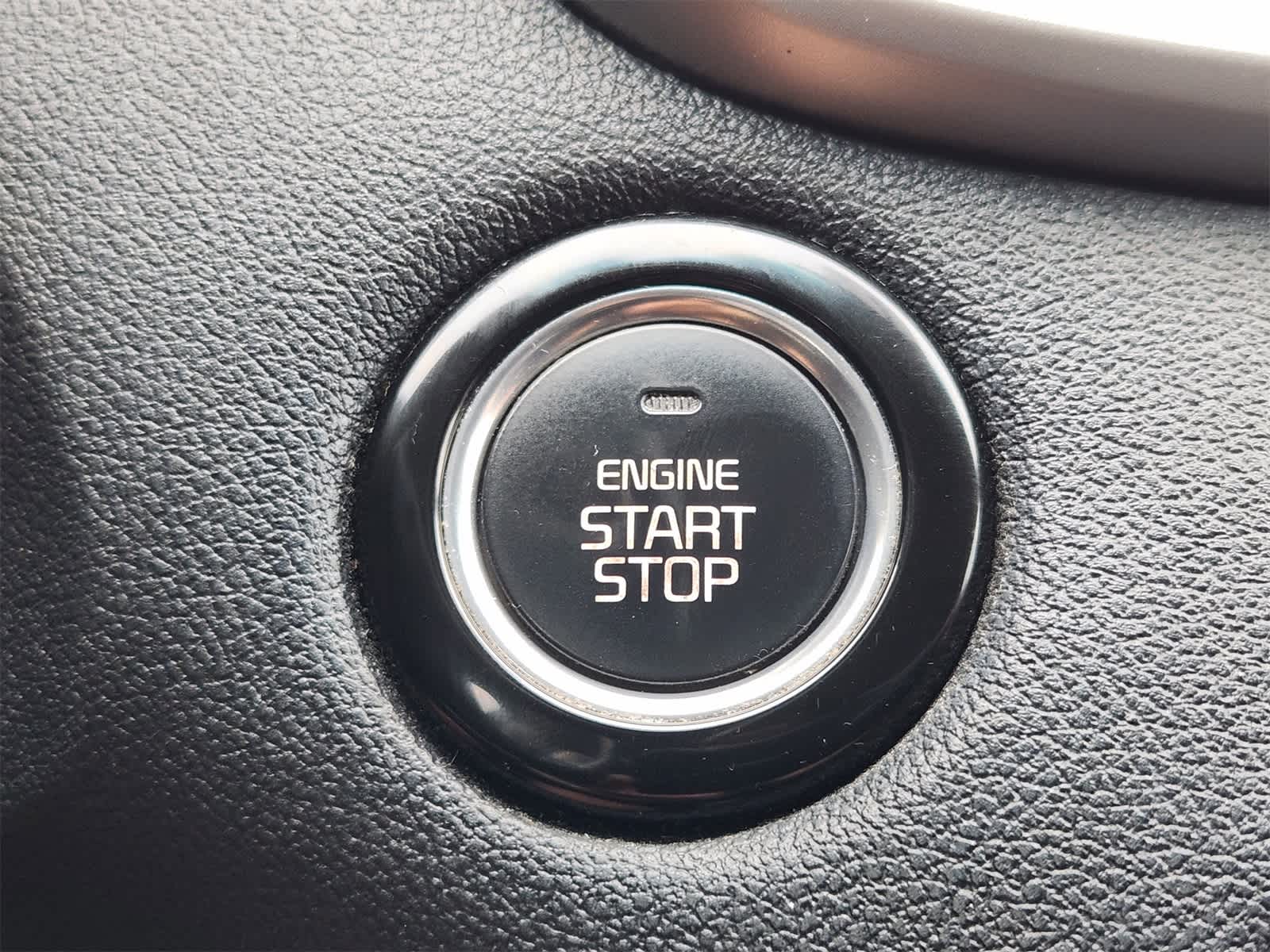 Thumbnail: 2020 Kia Sorento - 20