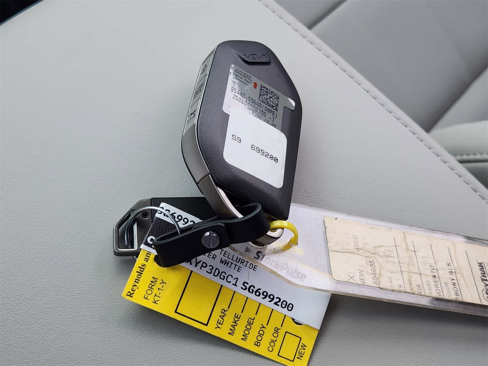 Thumbnail: 2025 Kia Telluride - 31