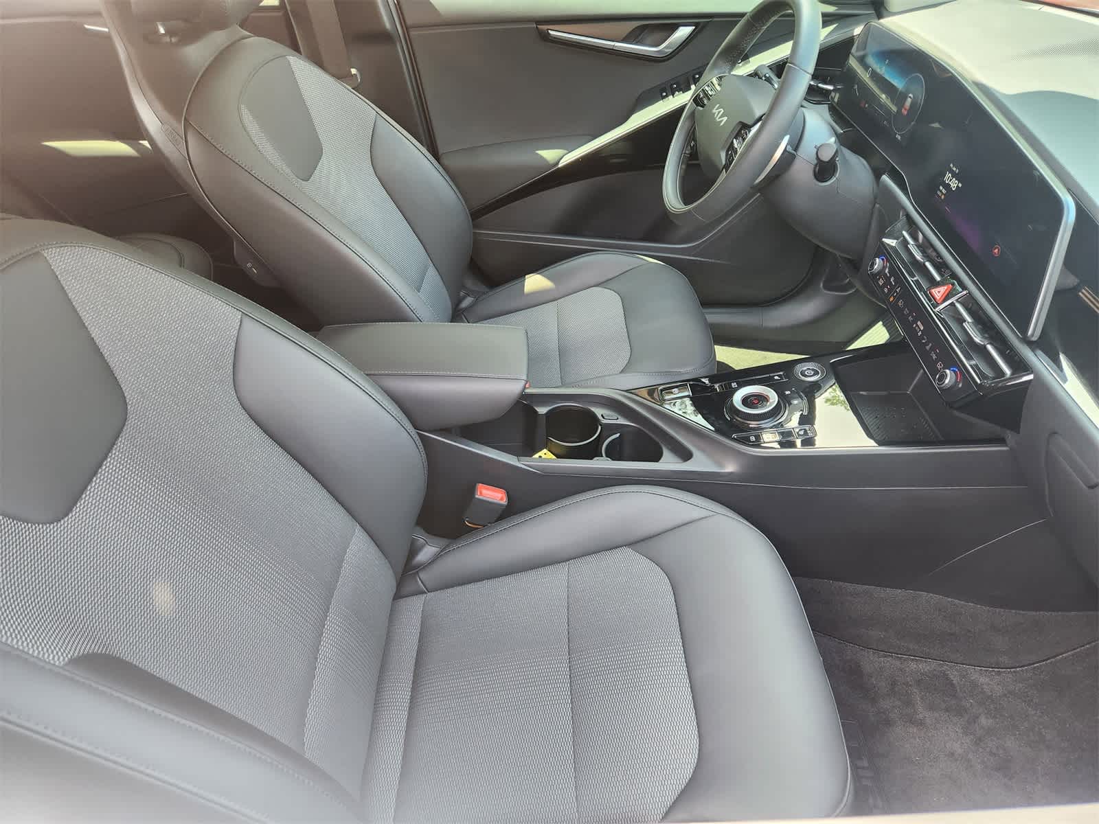 2023 Kia Niro Wind 14
