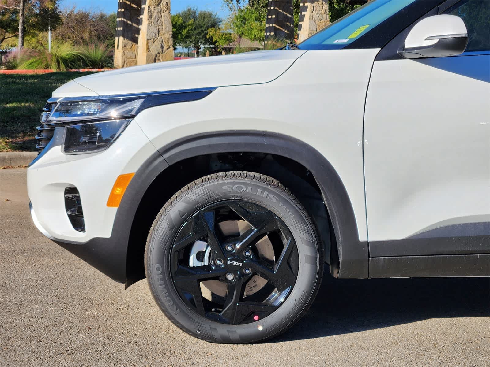 Thumbnail: 2026 Kia Seltos - 8