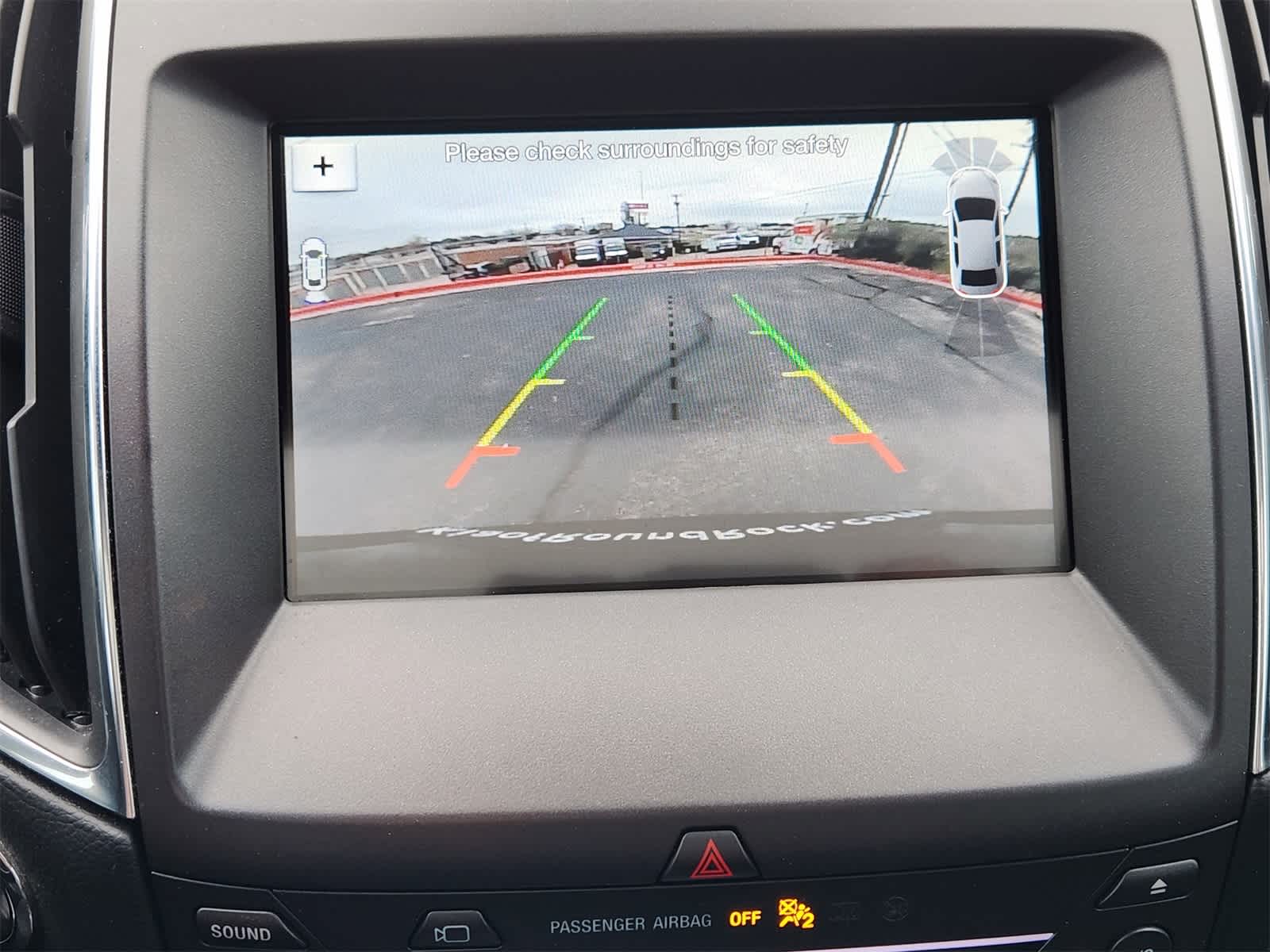 Thumbnail: 2019 Ford Edge - 18