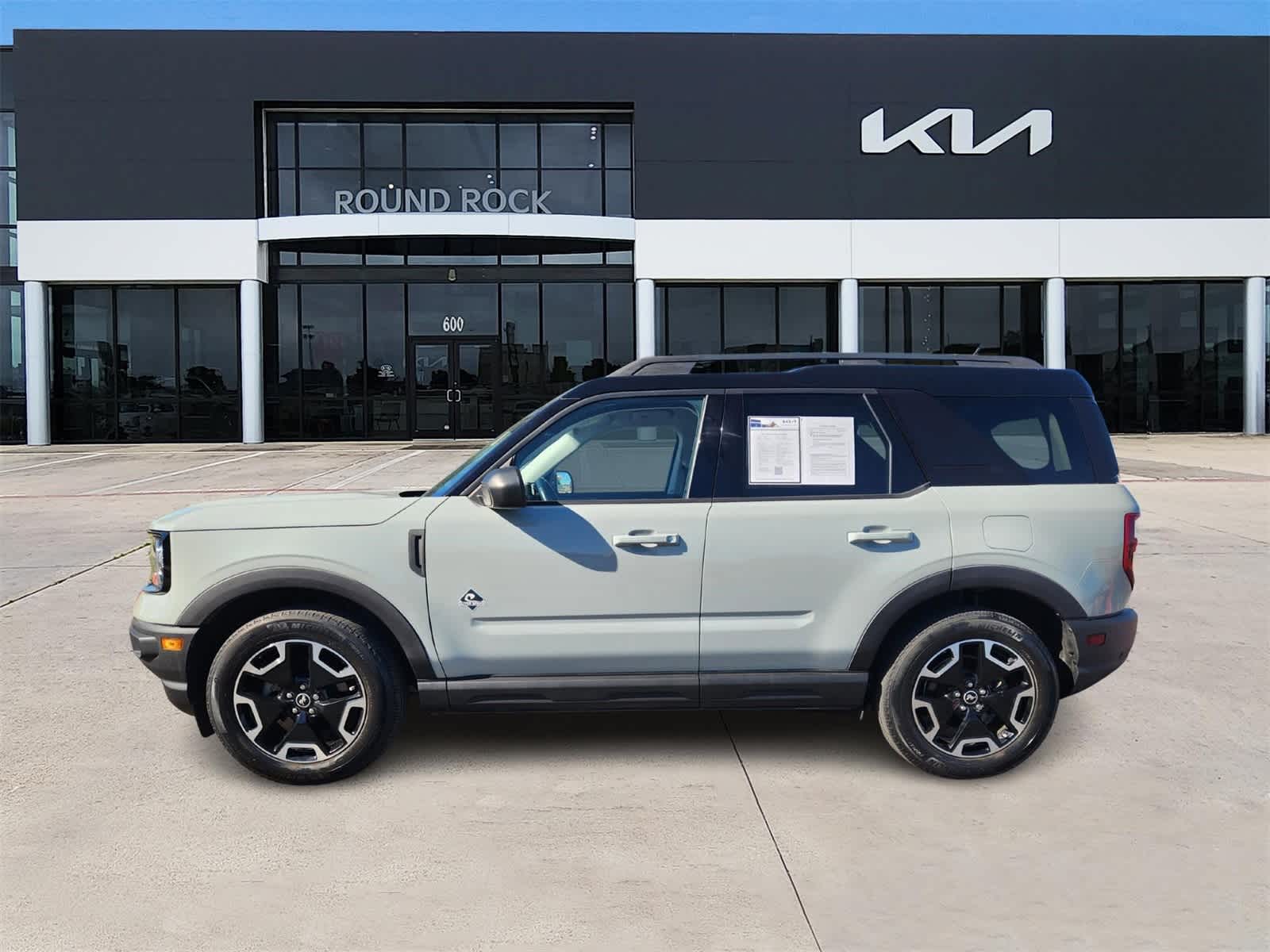 Thumbnail: 2021 Ford Bronco Sport - 4