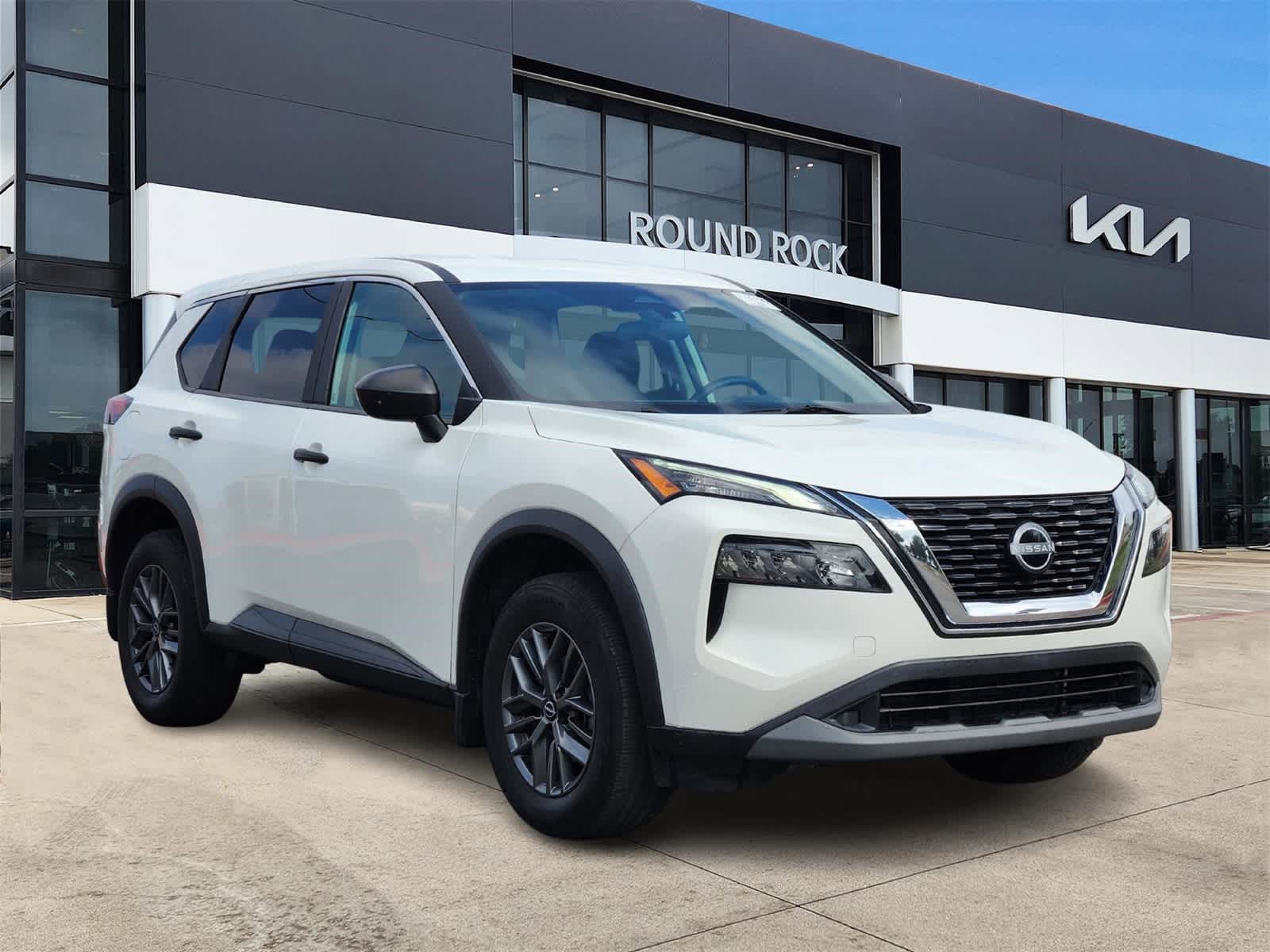 Thumbnail: 2023 Nissan Rogue - 3