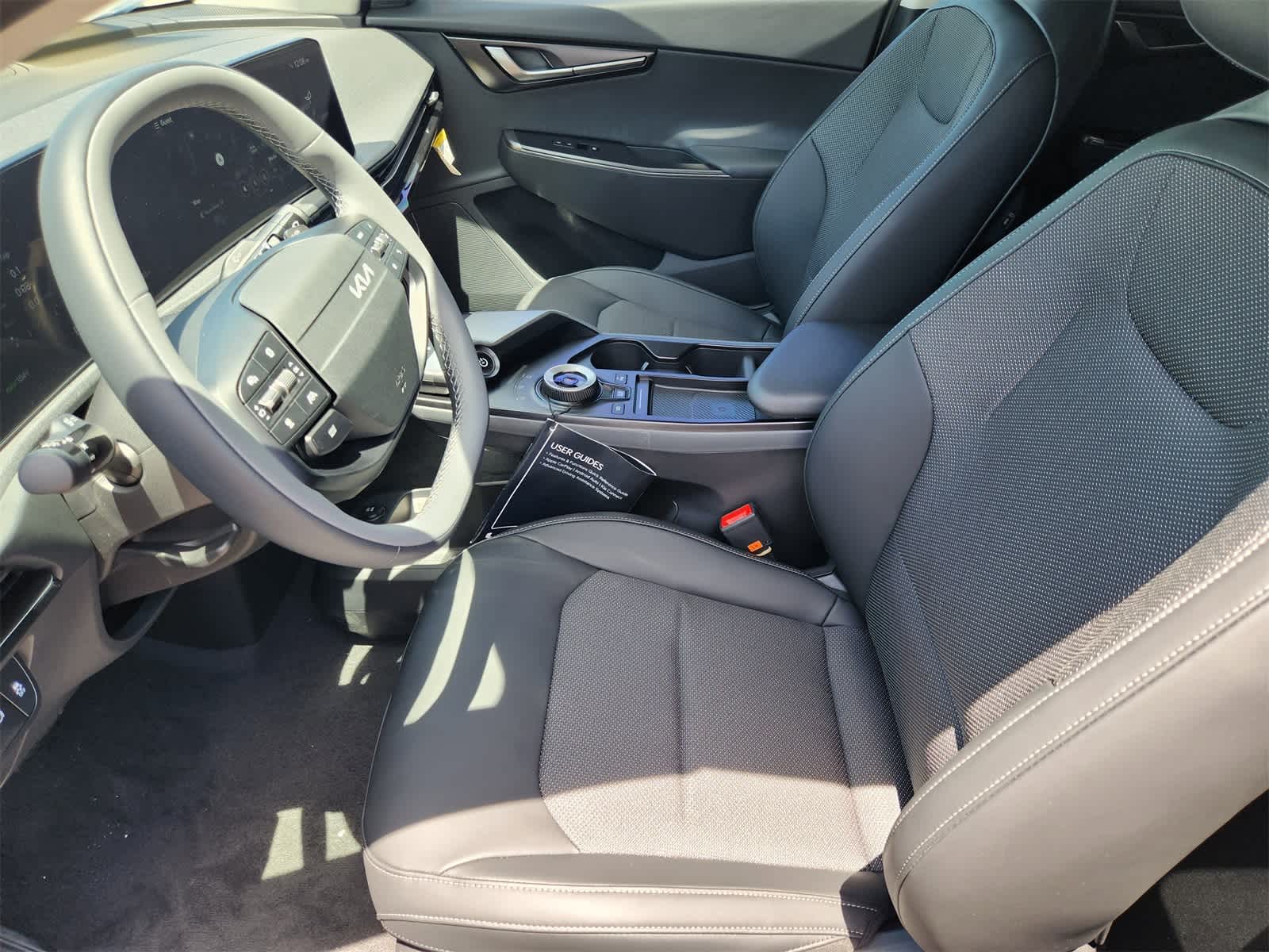 Thumbnail: 2025 Kia EV6 - 11