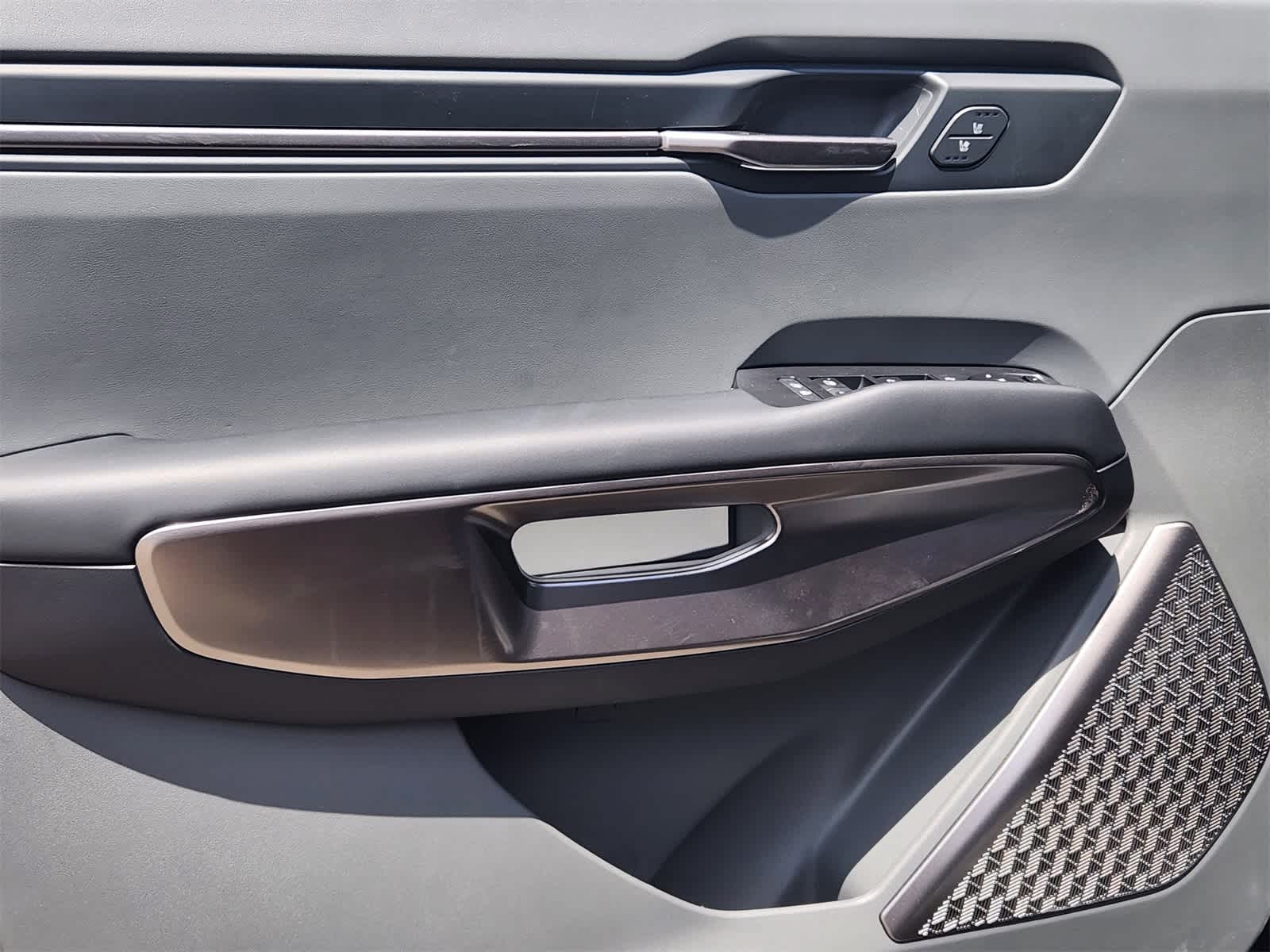 Thumbnail: 2026 Kia EV9 - 20