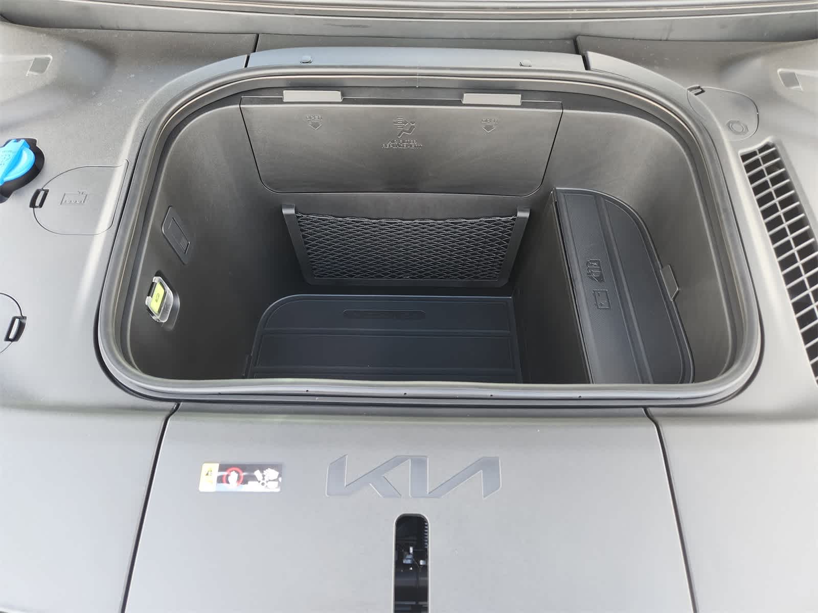 Thumbnail: 2026 Kia EV9 - 29