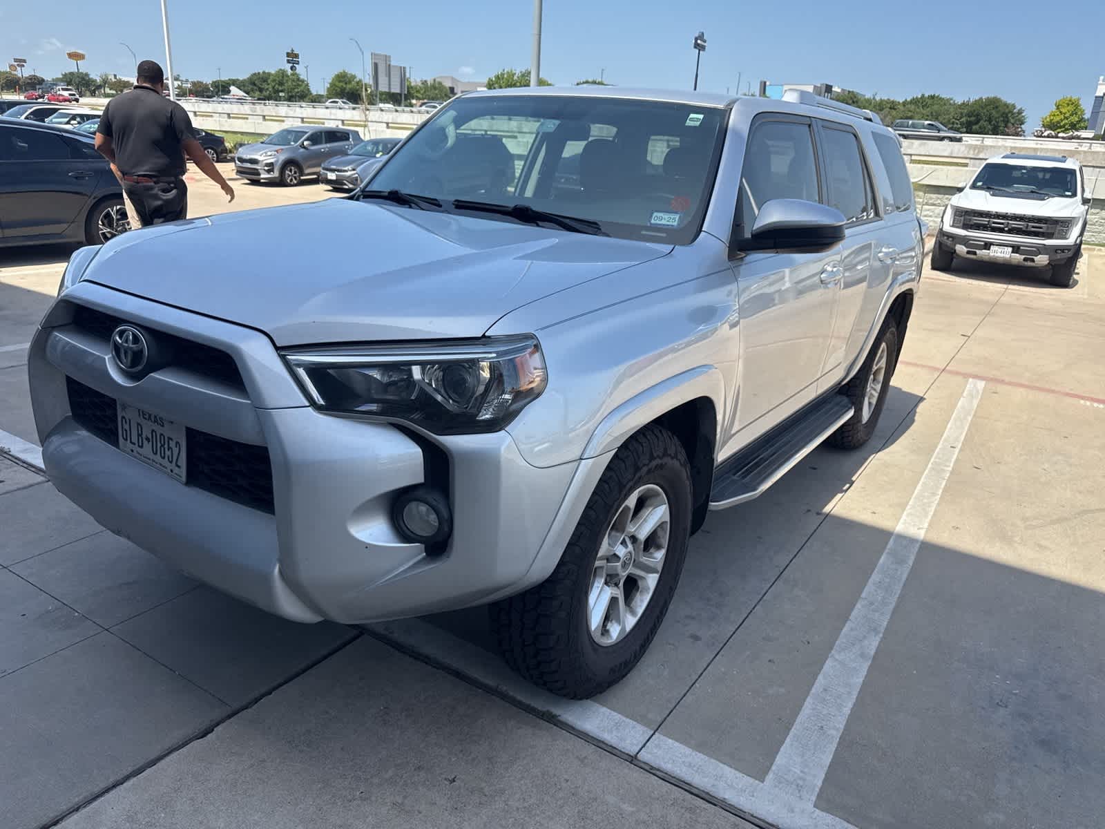 Thumbnail: 2015 Toyota 4Runner - 1