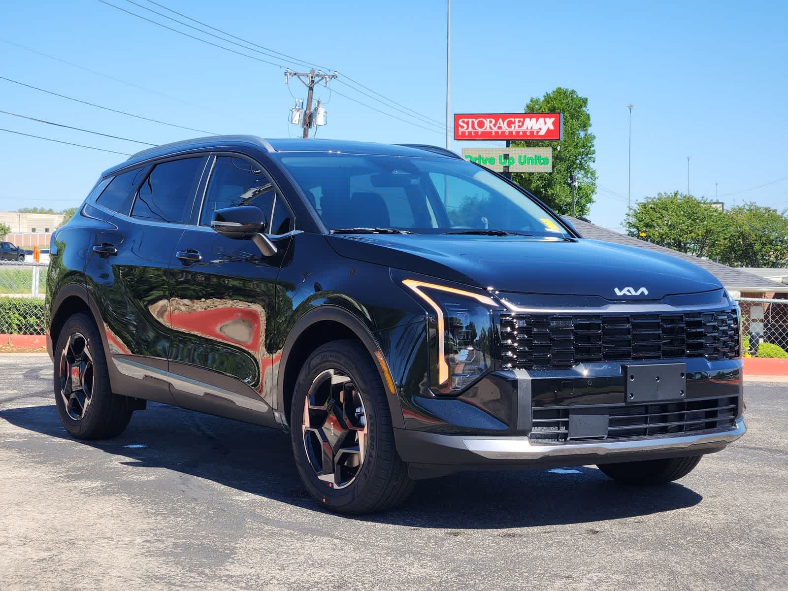 Thumbnail: 2026 Kia Sportage - 3