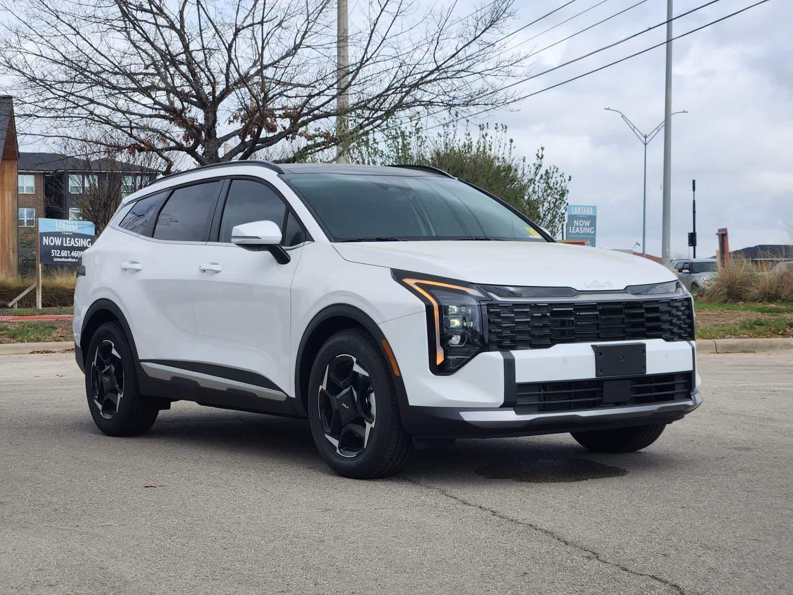 Thumbnail: 2026 Kia Sportage - 4