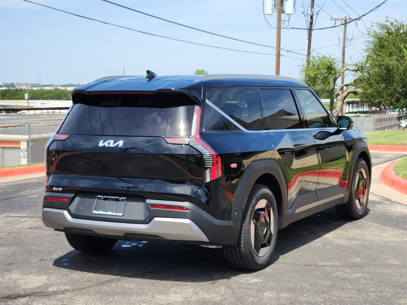 Thumbnail: 2026 Kia EV9 - 5