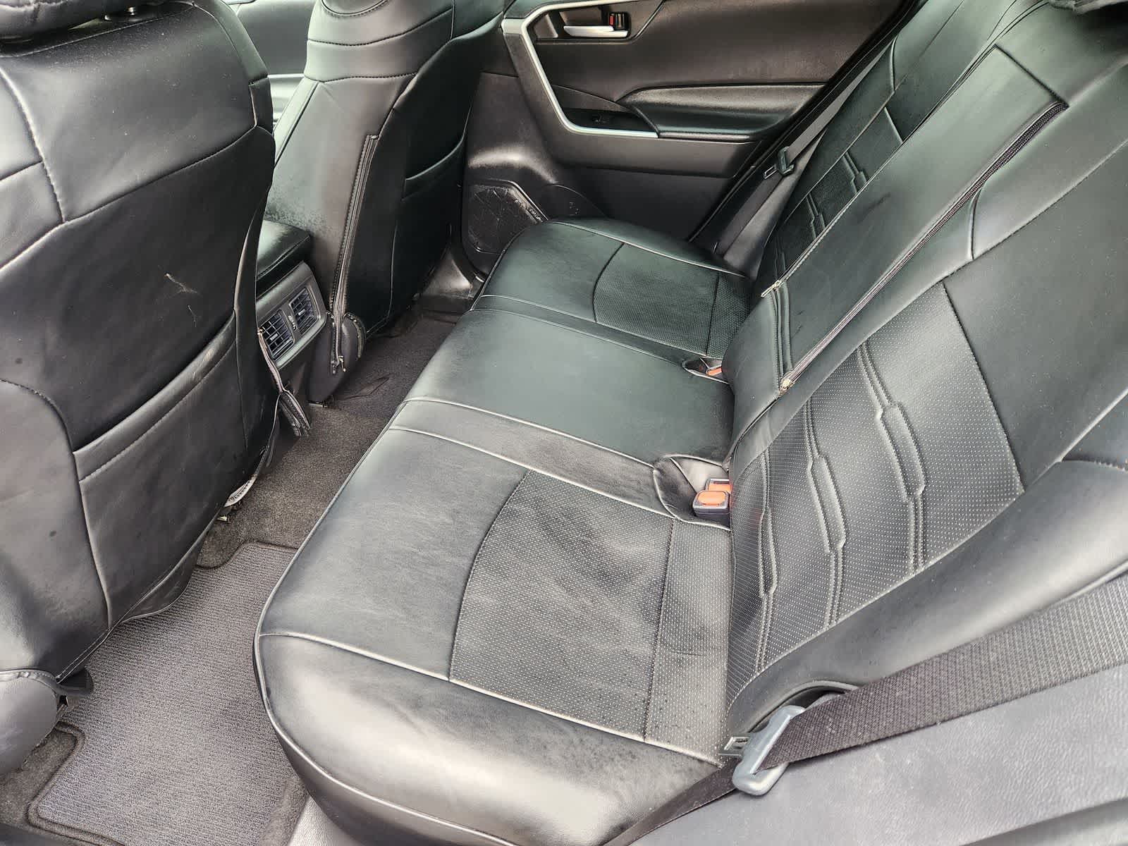 Thumbnail: 2025 Toyota RAV4 - 31