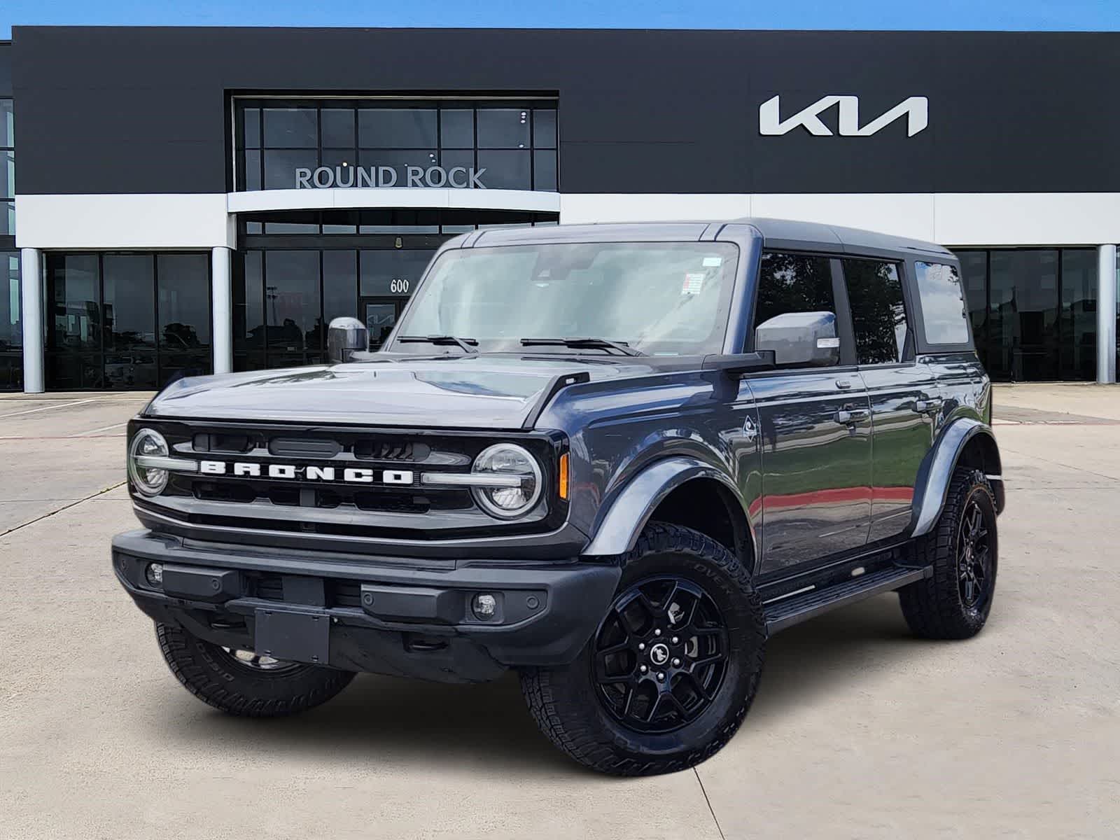 2022 Ford Bronco Outer Banks -
                  Round Rock, TX