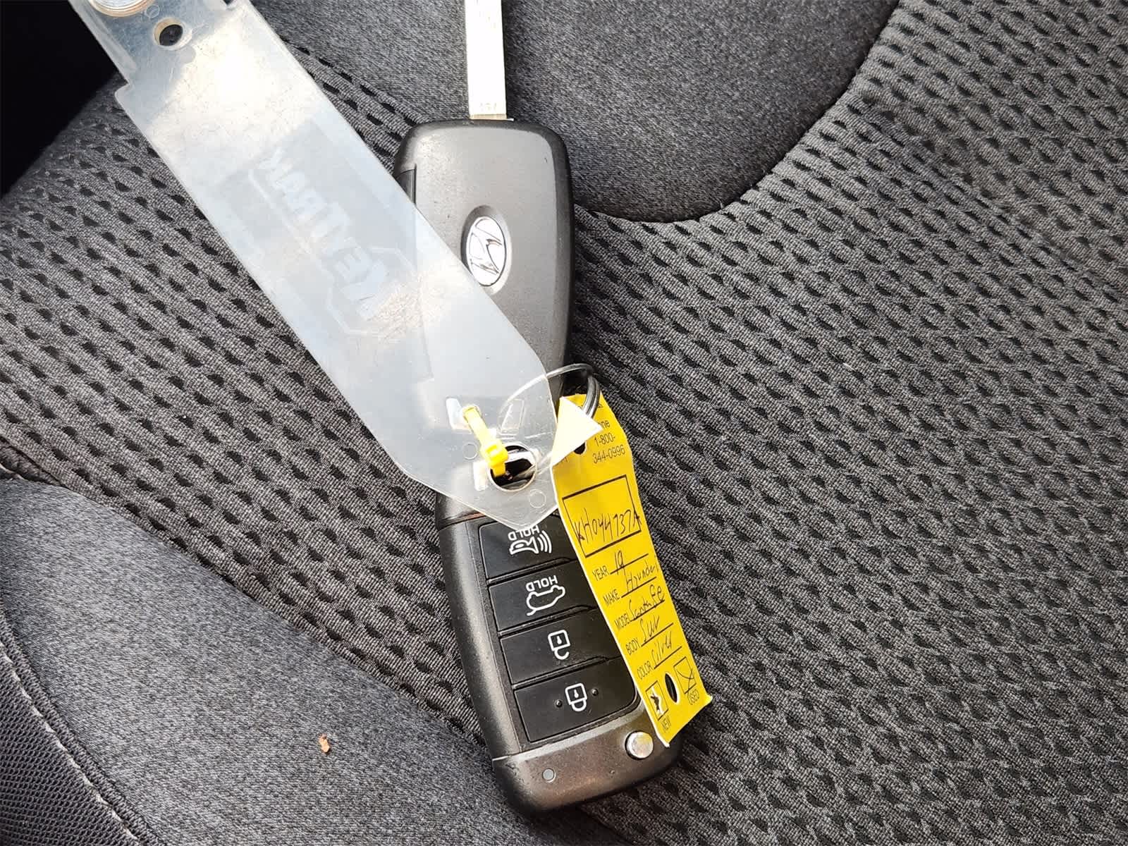 Thumbnail: 2019 Hyundai Santa Fe - 31