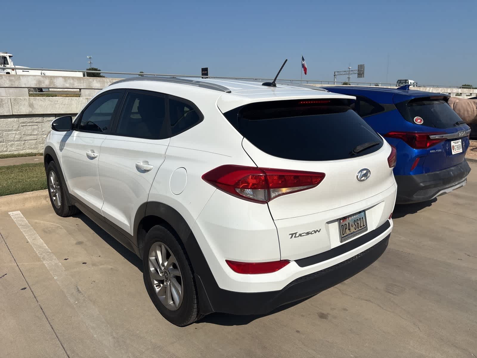 Thumbnail: 2016 Hyundai Tucson - 5