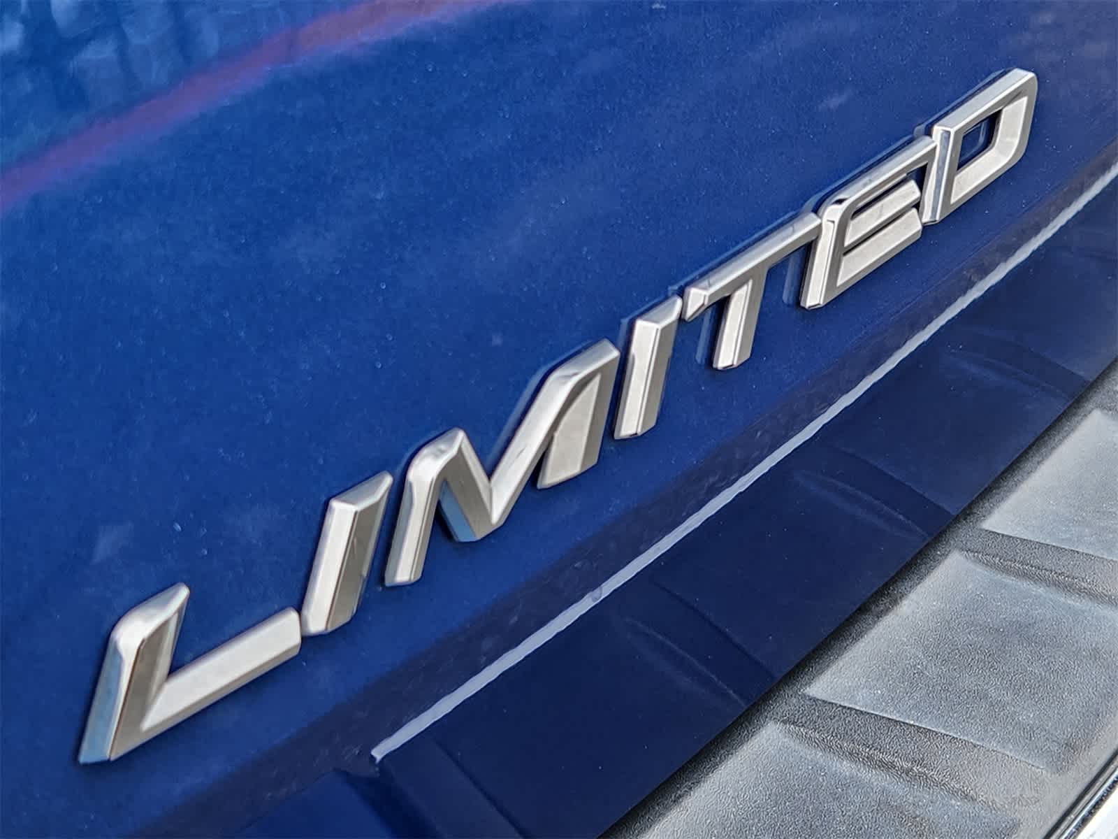 Thumbnail: 2023 Ford Explorer - 12