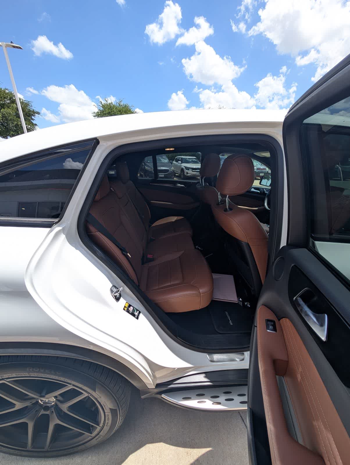 Thumbnail: 2019 Mercedes-Benz GLE - 10