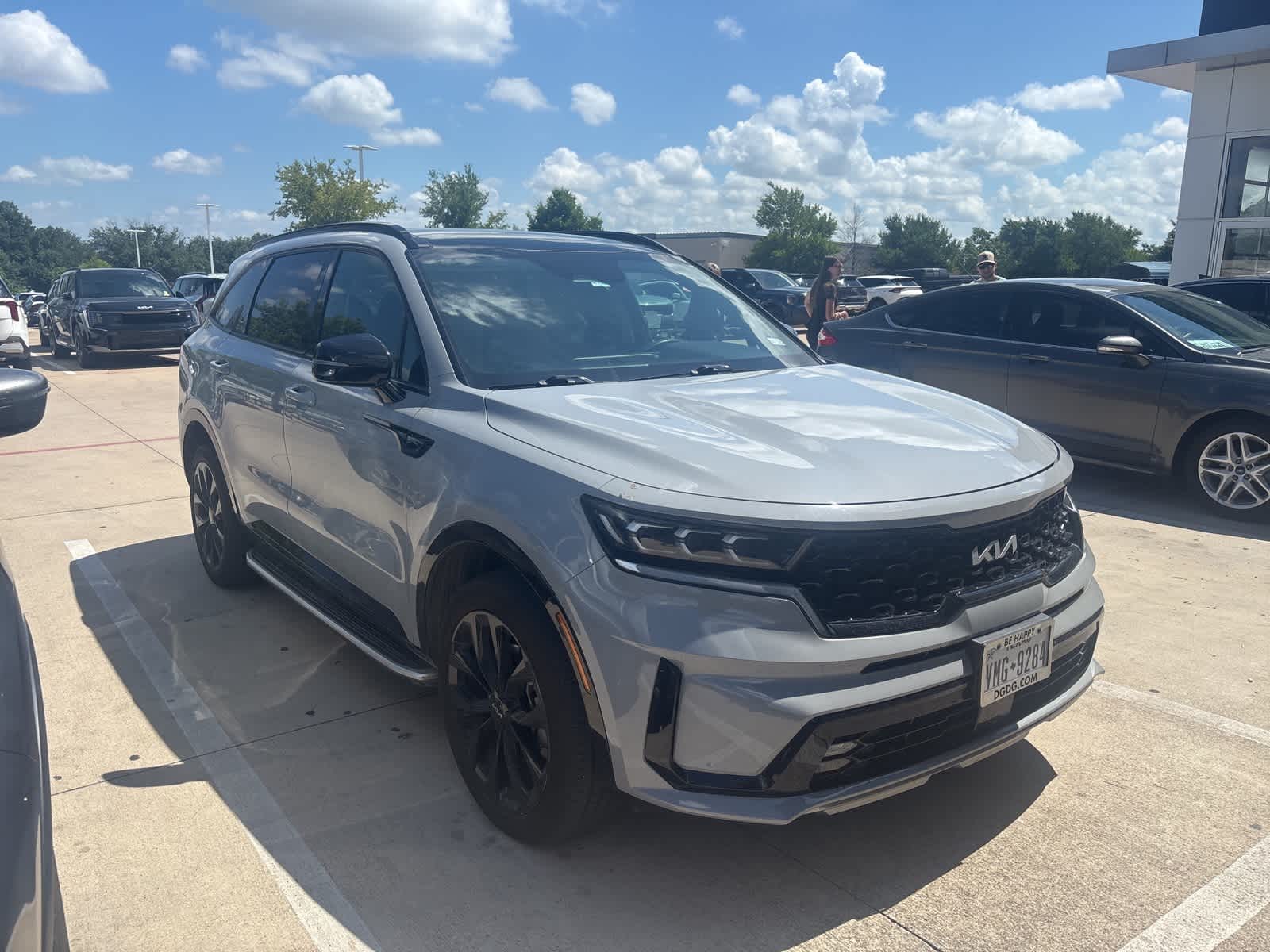 Thumbnail: 2022 Kia Sorento - 3