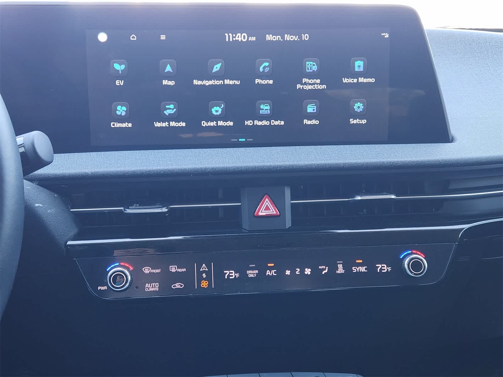 Thumbnail: 2023 Kia EV6 - 17