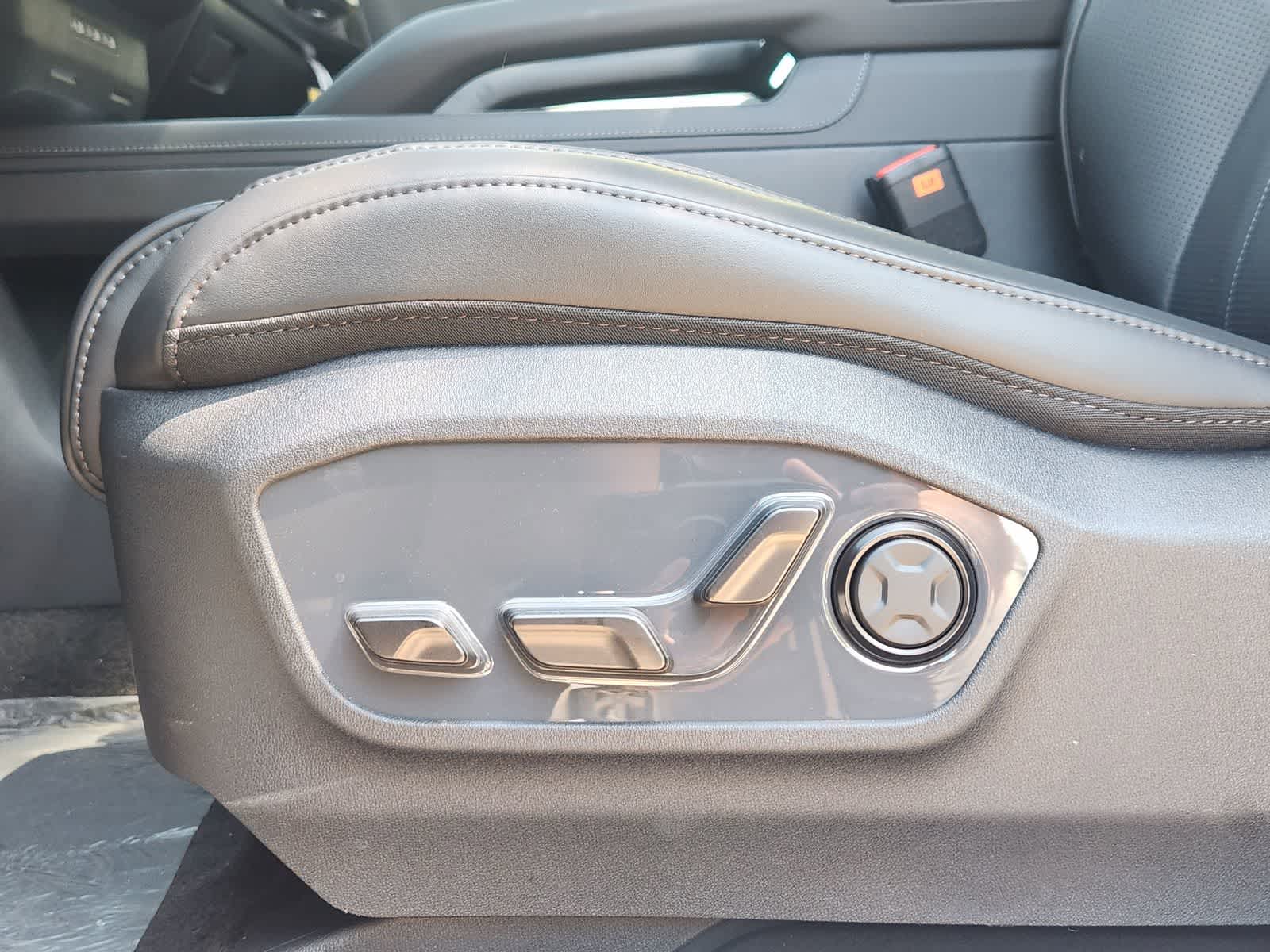 Thumbnail: 2027 Kia Telluride - 22