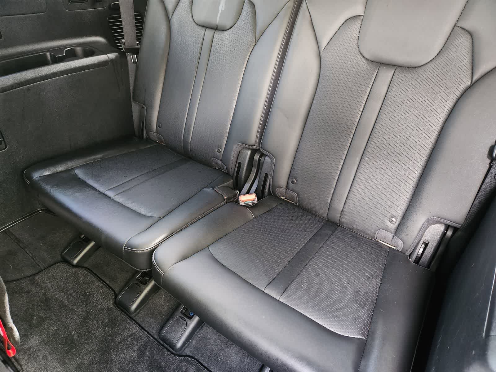 Thumbnail: 2023 Kia Sorento - 31