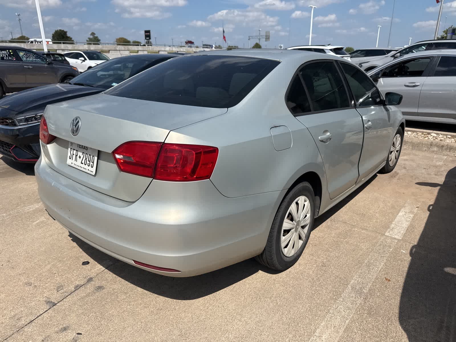 Thumbnail: 2011 Volkswagen Jetta - 6