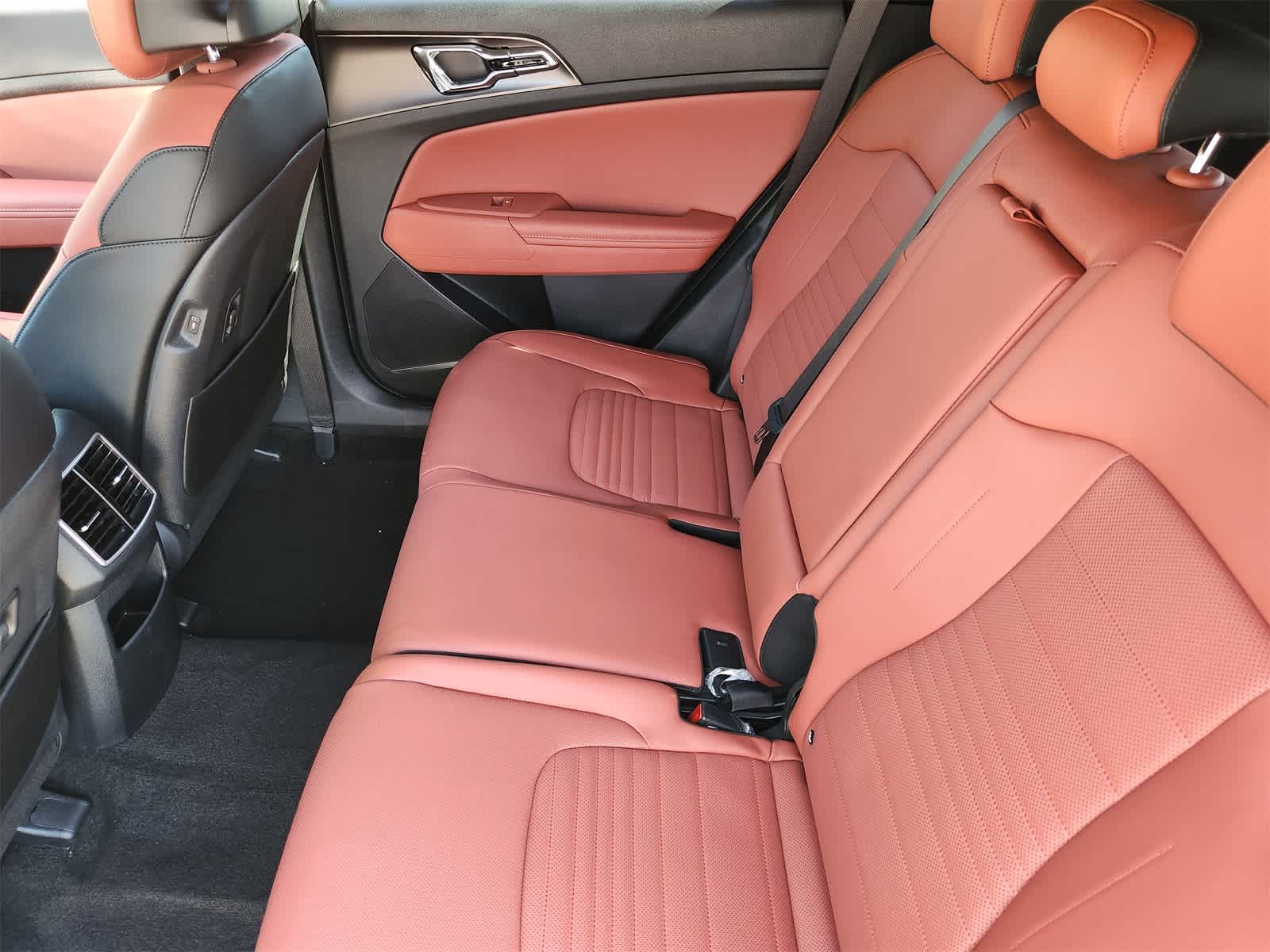 Thumbnail: 2026 Kia Sportage - 23