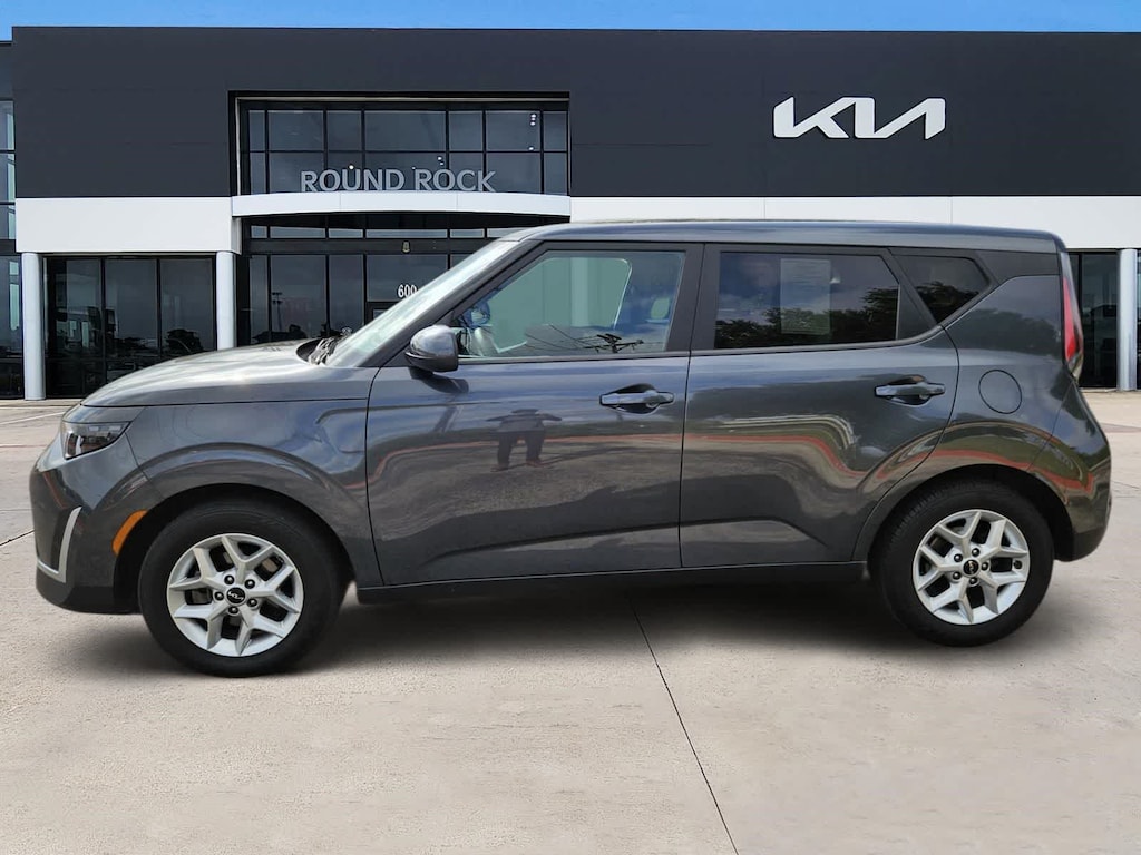 Certified 2023 Kia Soul LX Hatchback