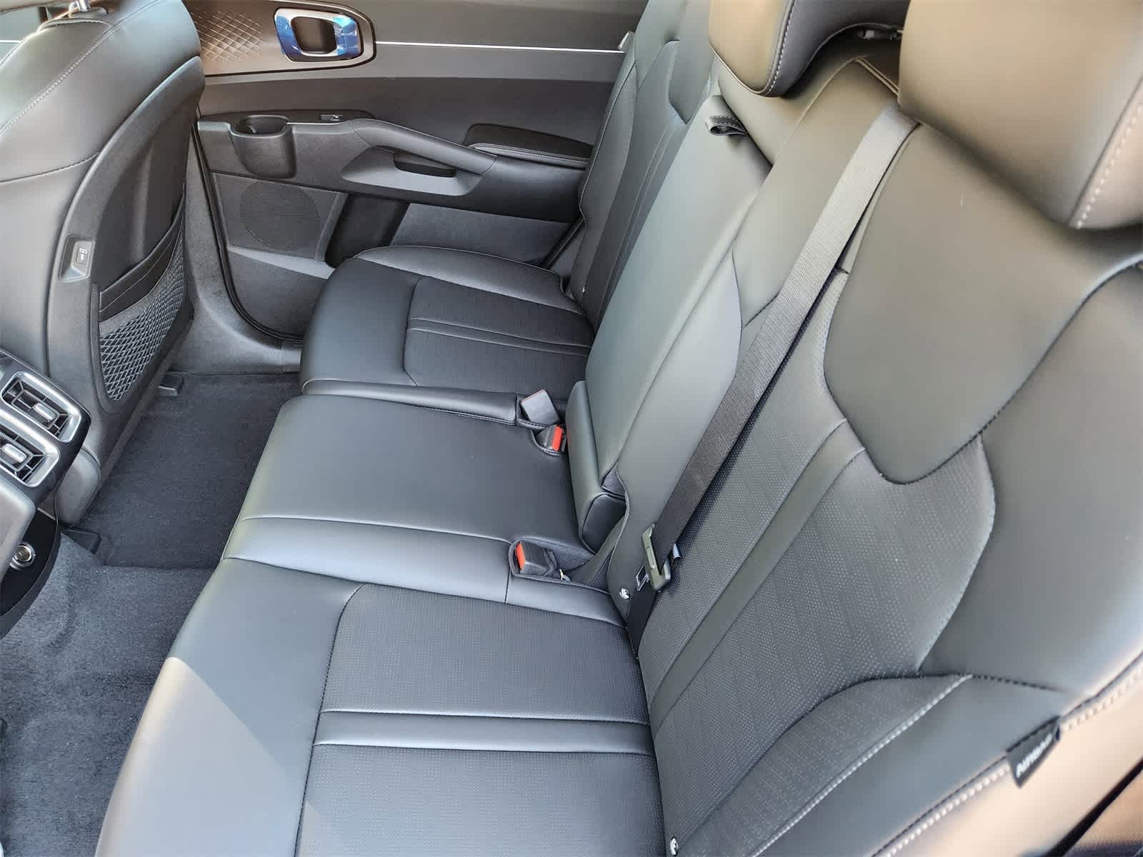 Thumbnail: 2026 Kia Sorento - 22