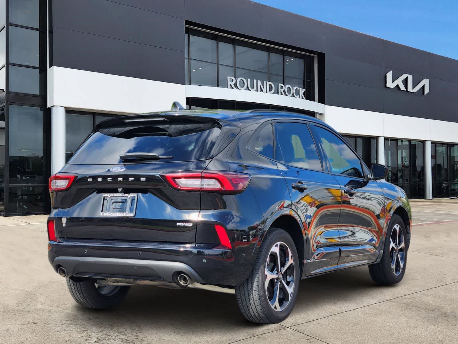 Thumbnail: 2023 Ford Escape - 6