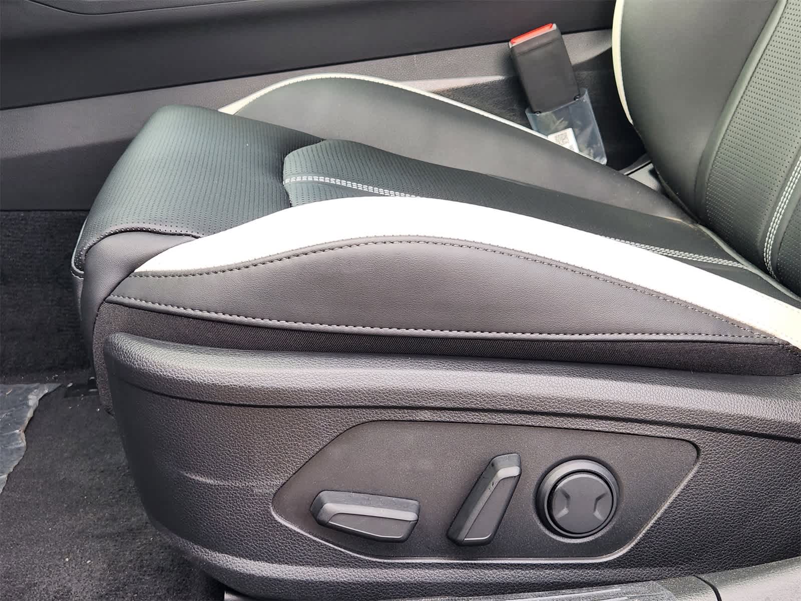 Thumbnail: 2026 Kia K5 - 18