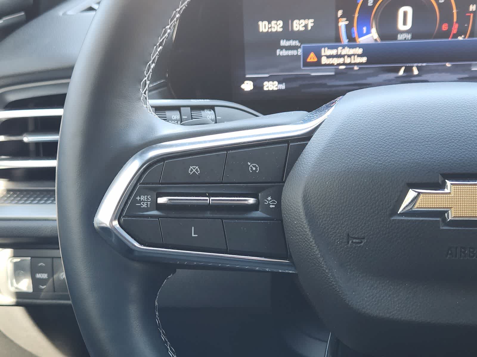 Thumbnail: 2024 Chevrolet Traverse - 24