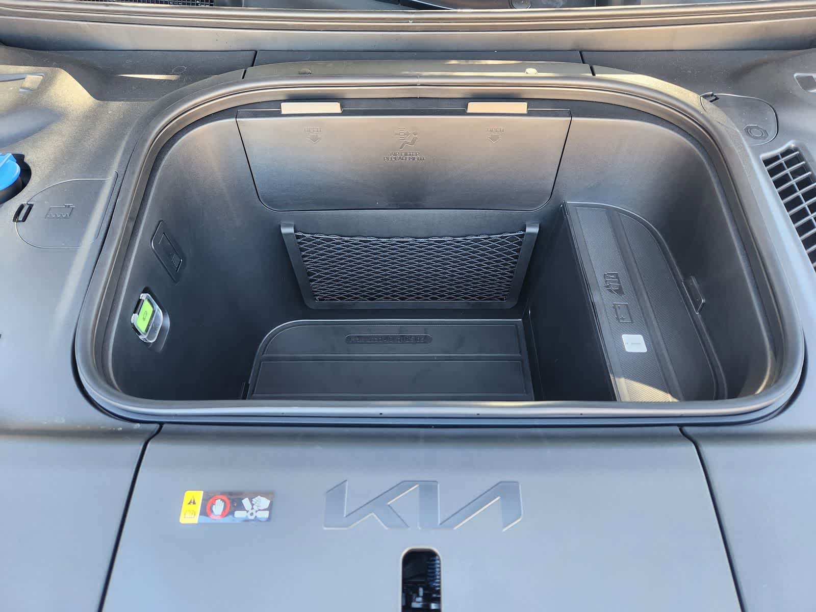 Thumbnail: 2026 Kia EV9 - 26