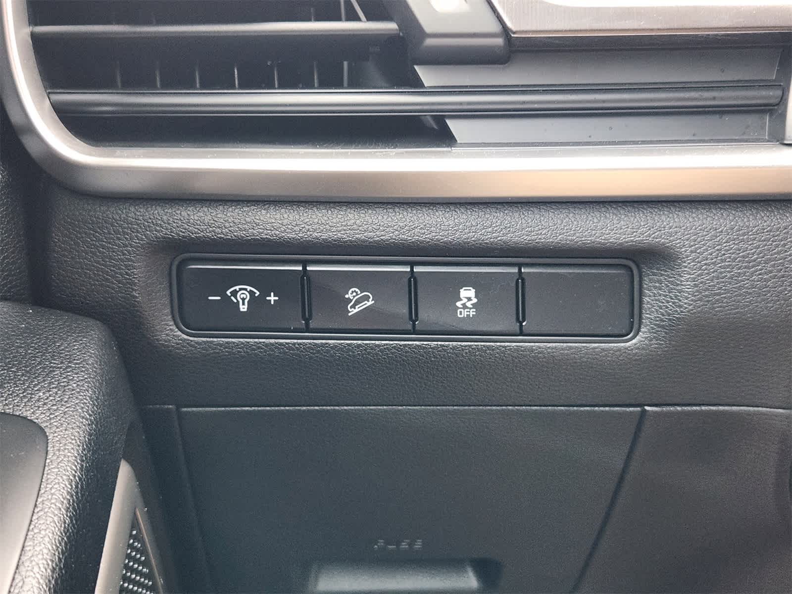 Thumbnail: 2023 Kia Telluride - 21