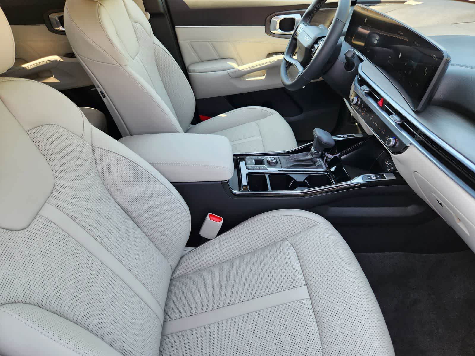 Thumbnail: 2026 Kia Sorento - 12