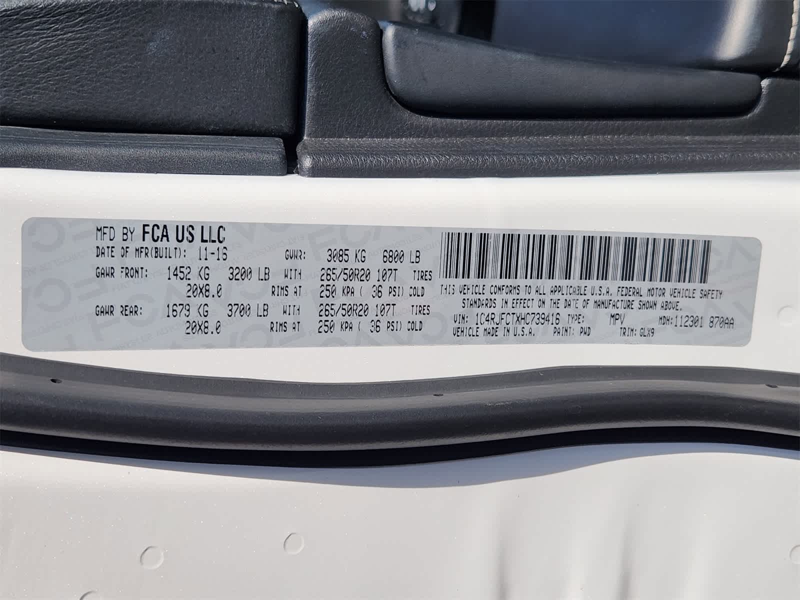 Thumbnail: 2017 Jeep Grand Cherokee - 32