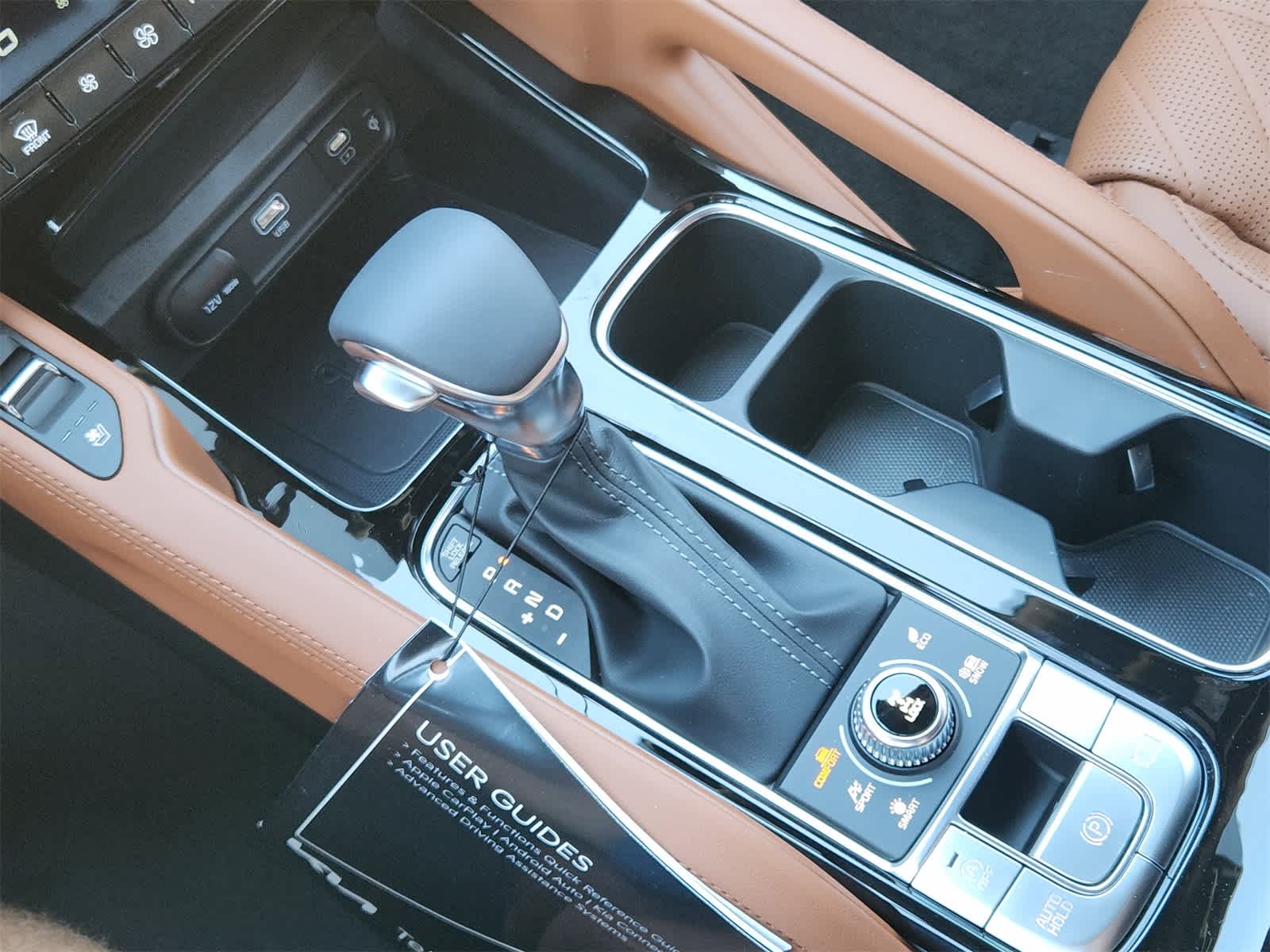 Thumbnail: 2025 Kia Telluride - 17